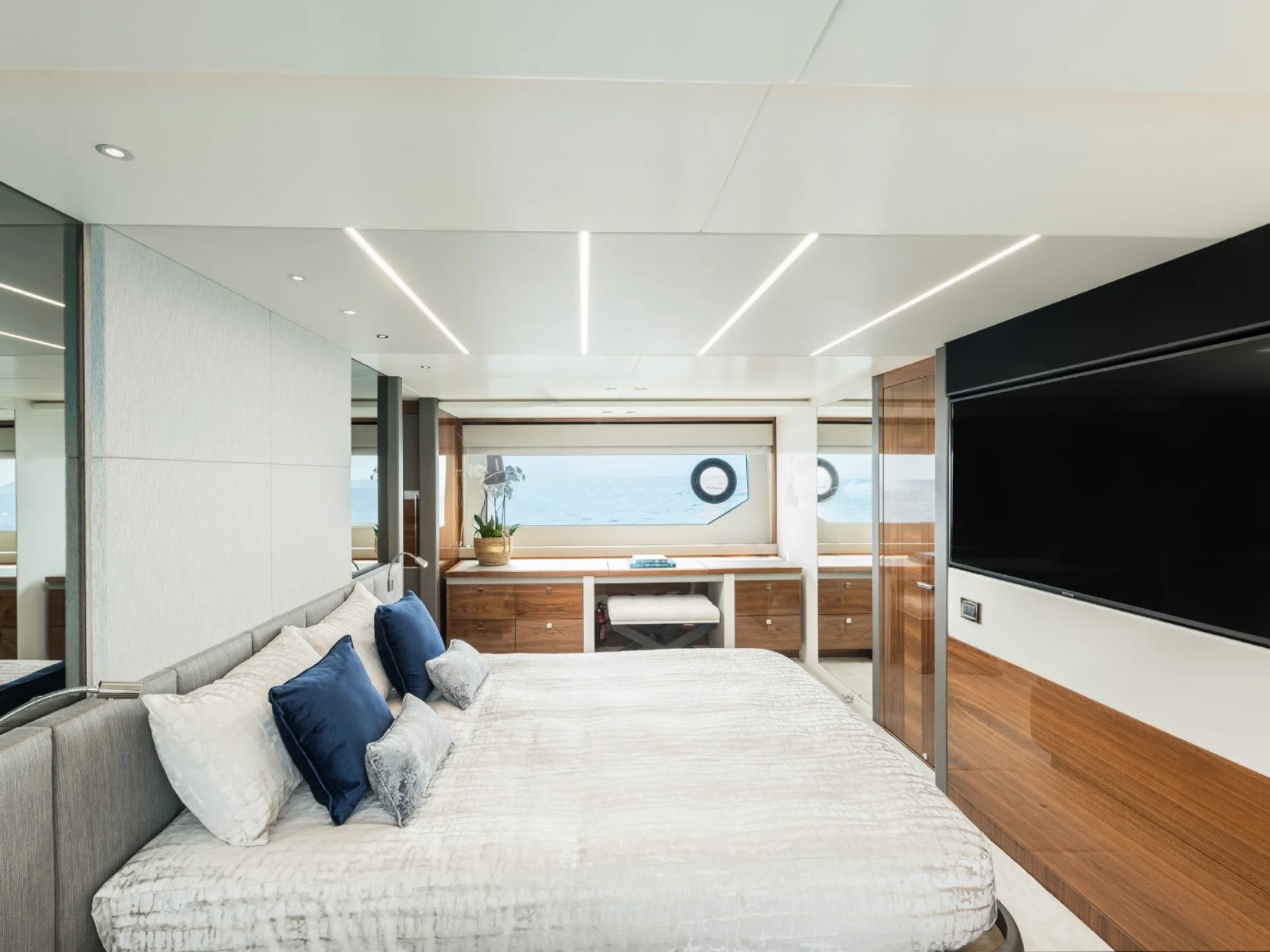 SAAHSA | Sunseeker 76 - Sunseeker