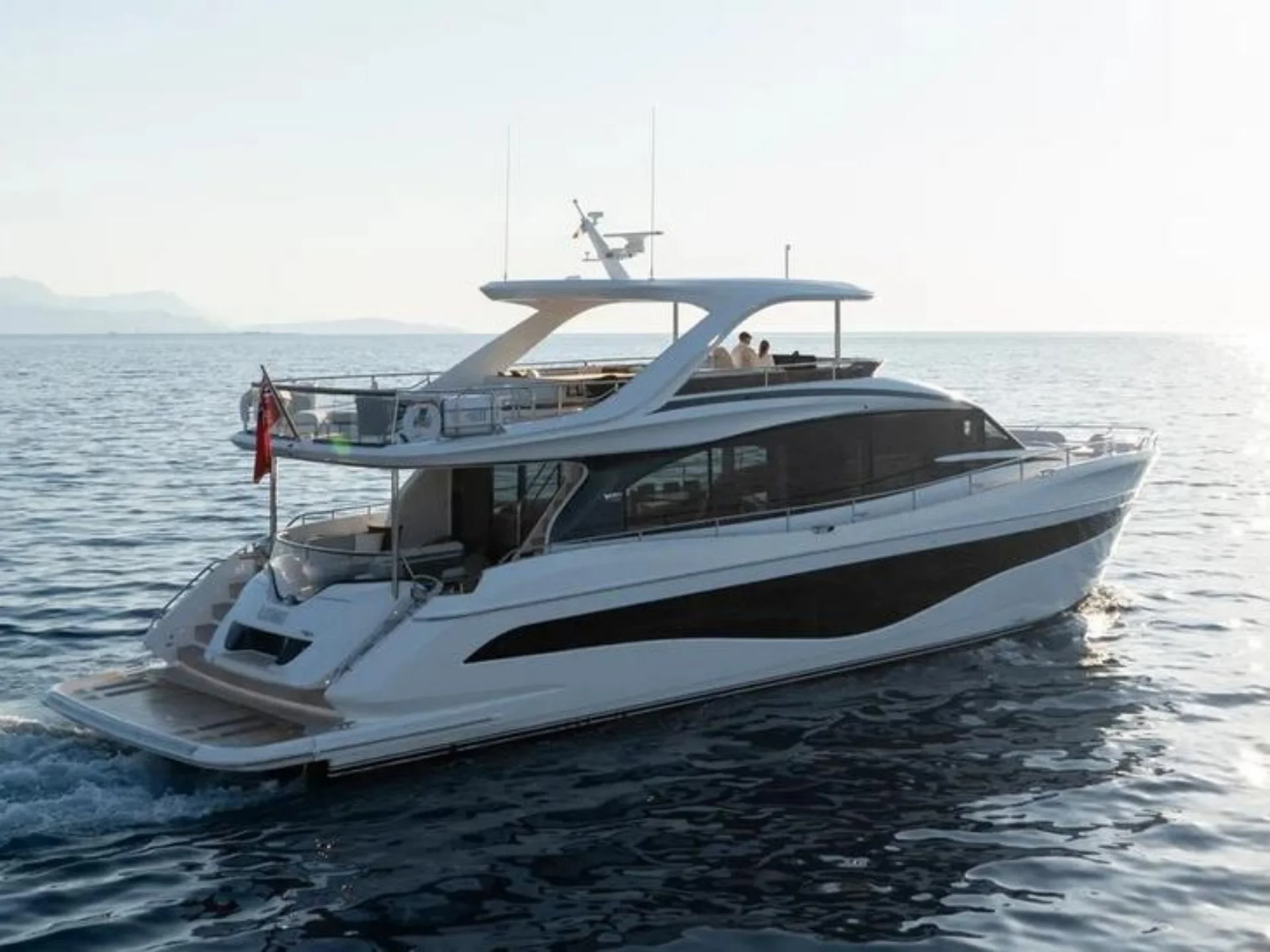 MY Lumi | Princess Y80 - Princess