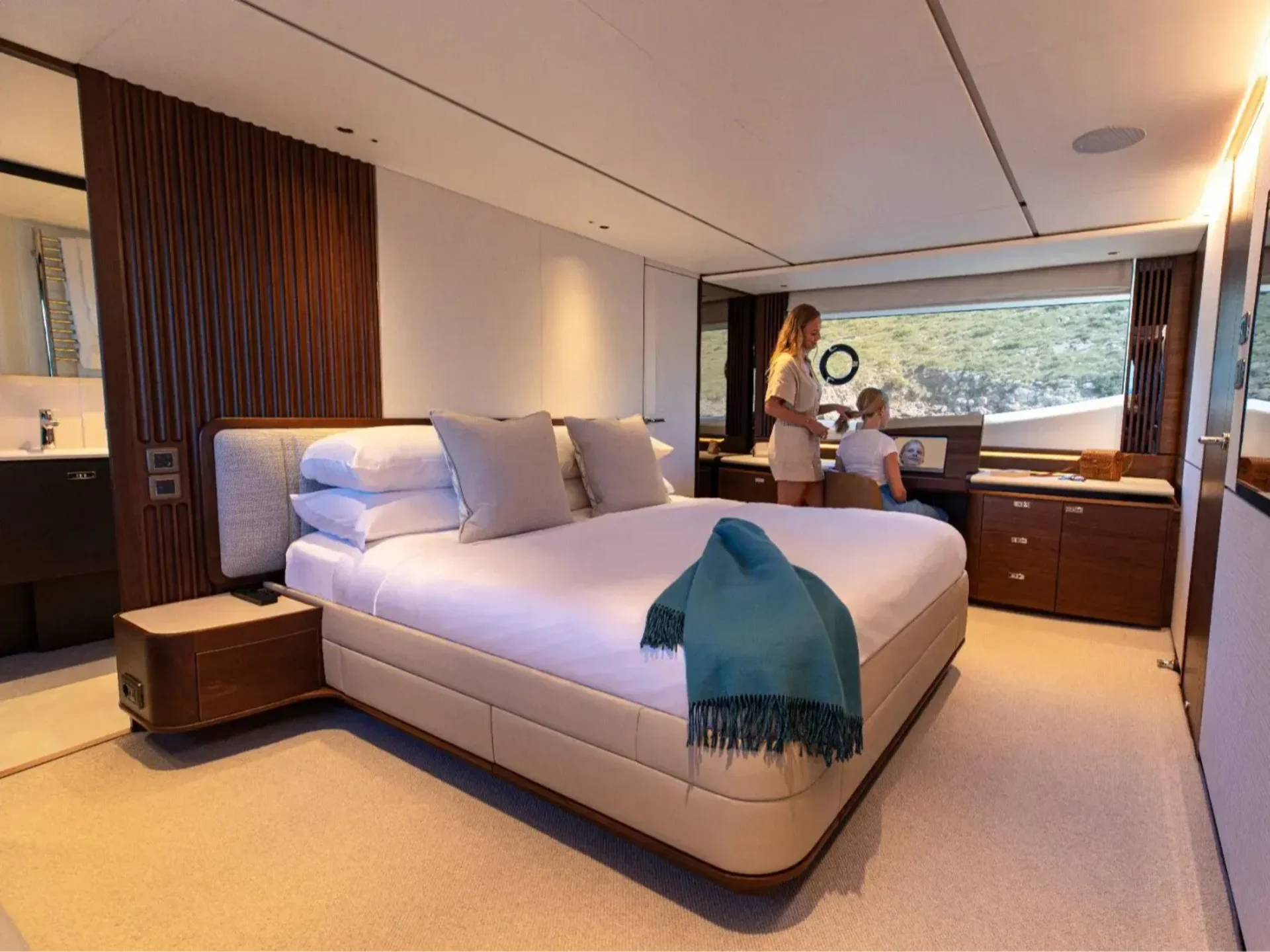 MY Lumi | Princess Y80 - Princess