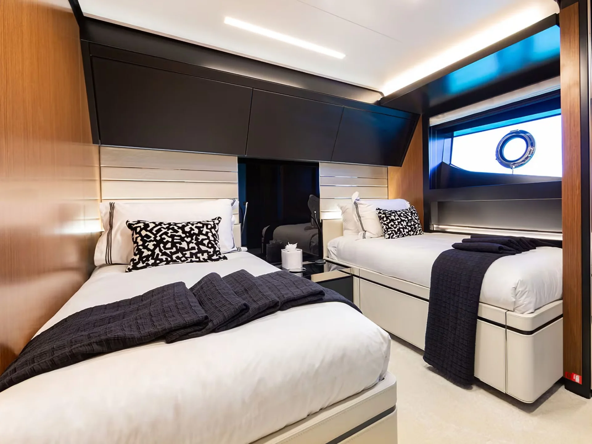LEMON NOT LIME | Riva Corsaro 102 - Riva