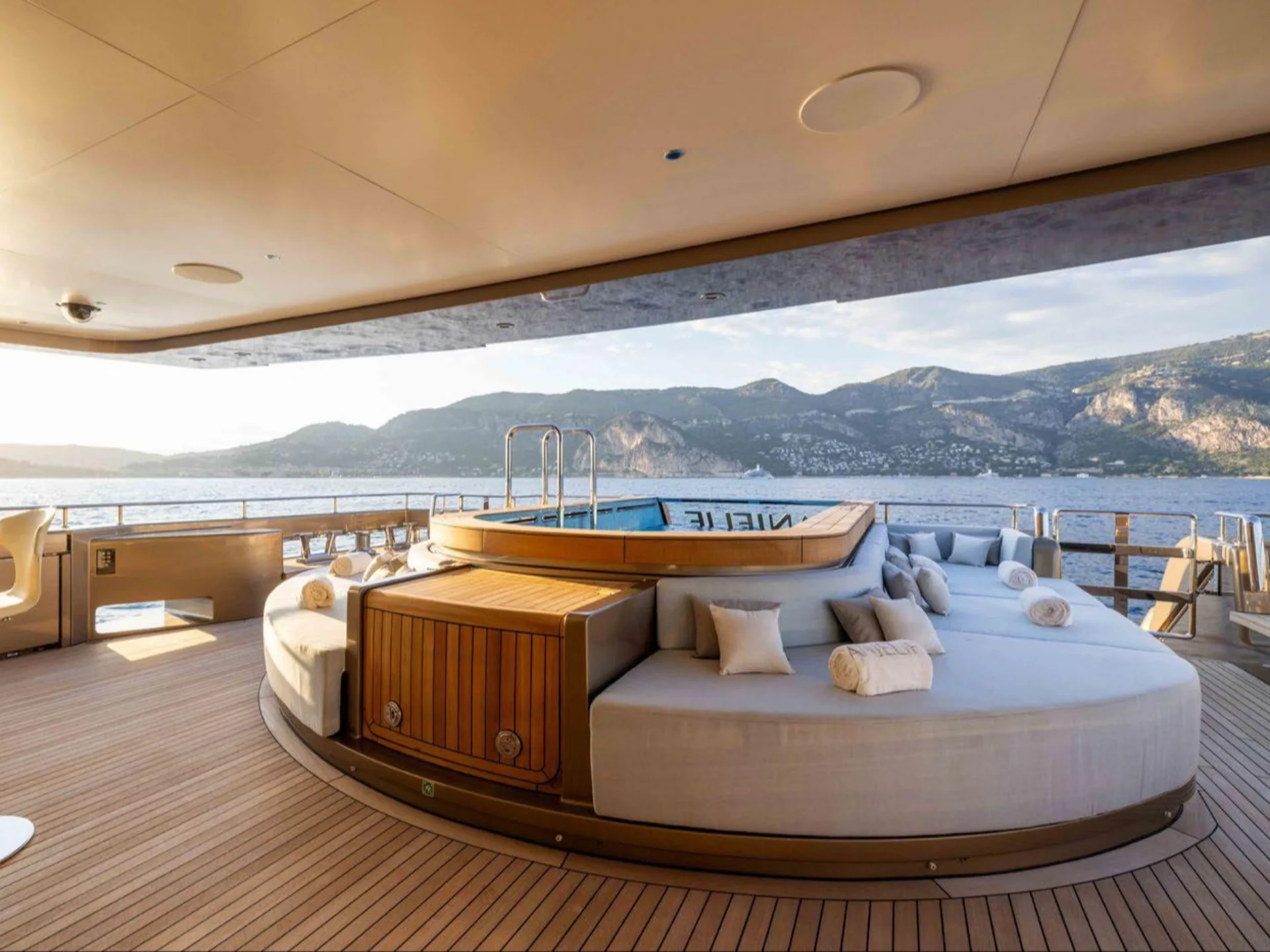 MY Anjelif | Columbus 50M - Other