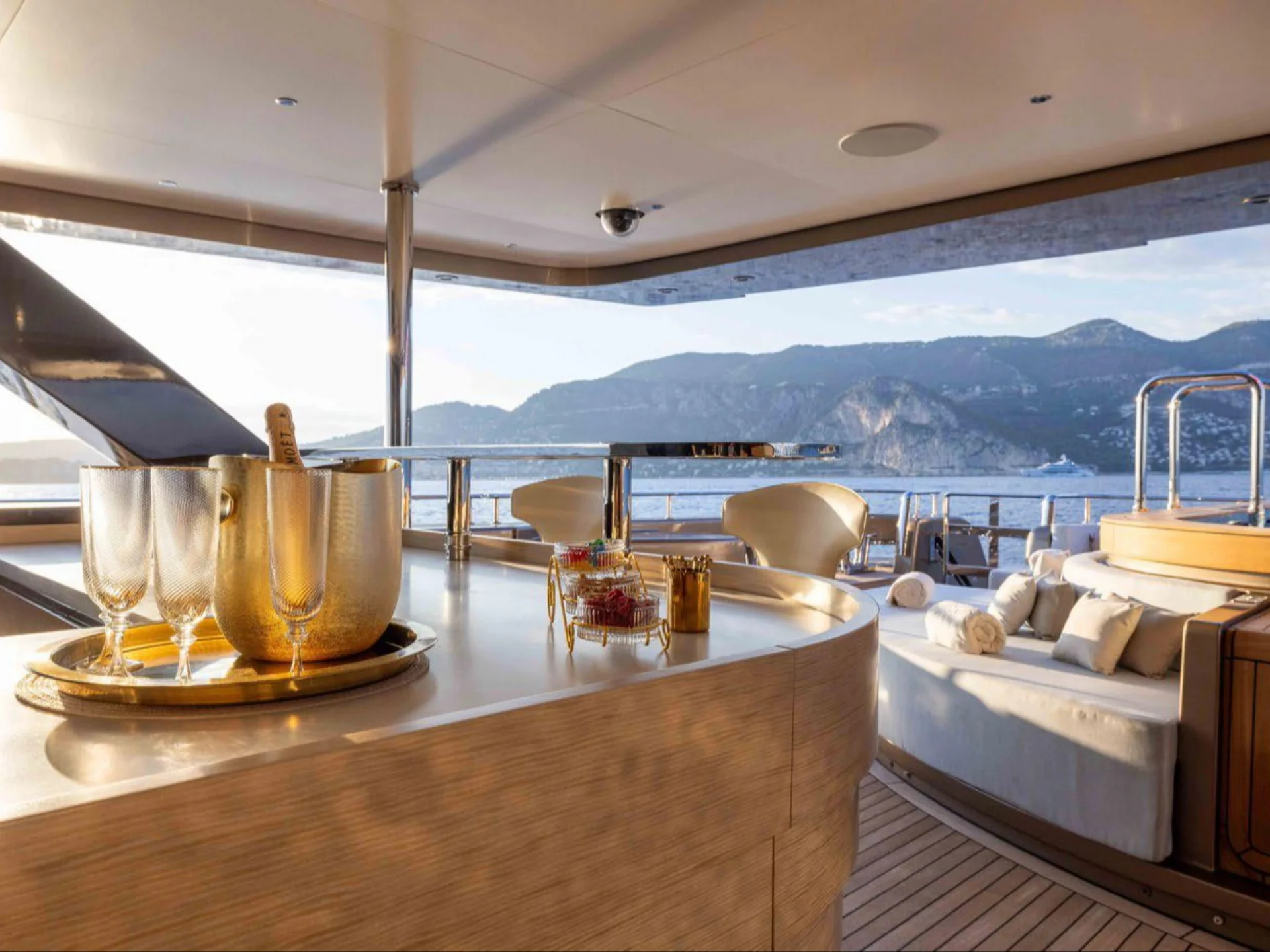 MY Anjelif | Columbus 50M - Other