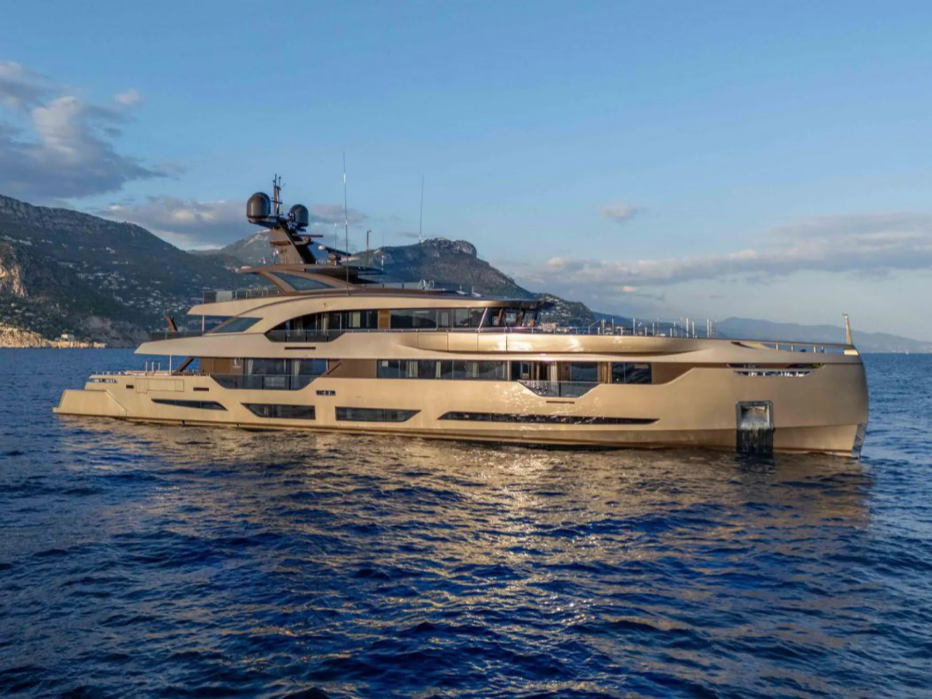 MY Anjelif | Columbus 50M - Other