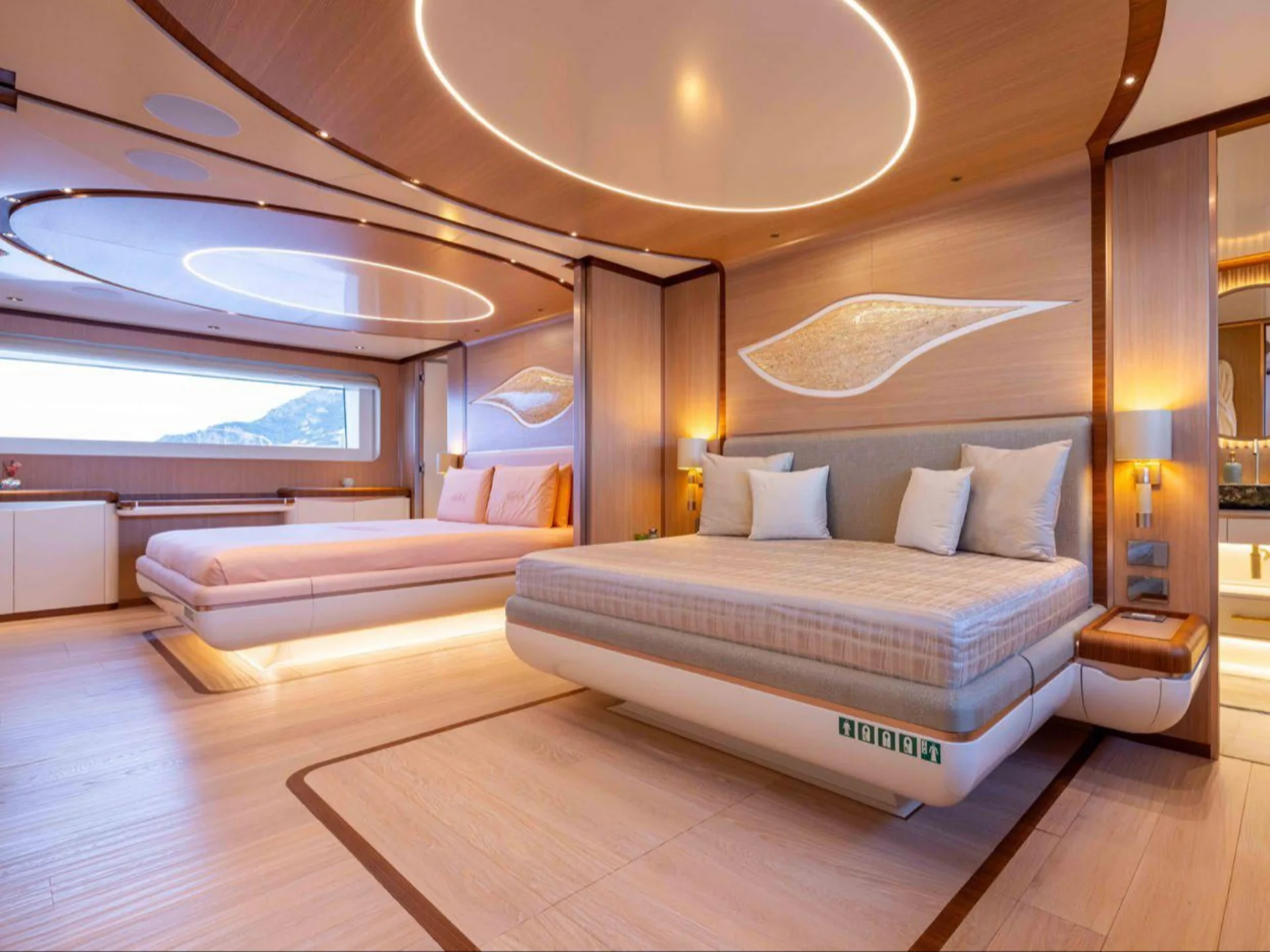 MY Anjelif | Columbus 50M - Other