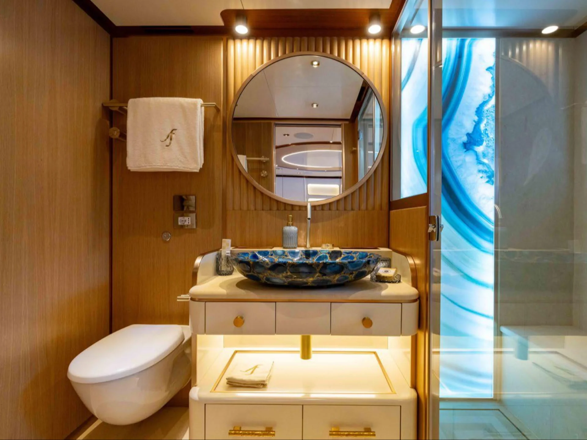 MY Anjelif | Columbus 50M - Other