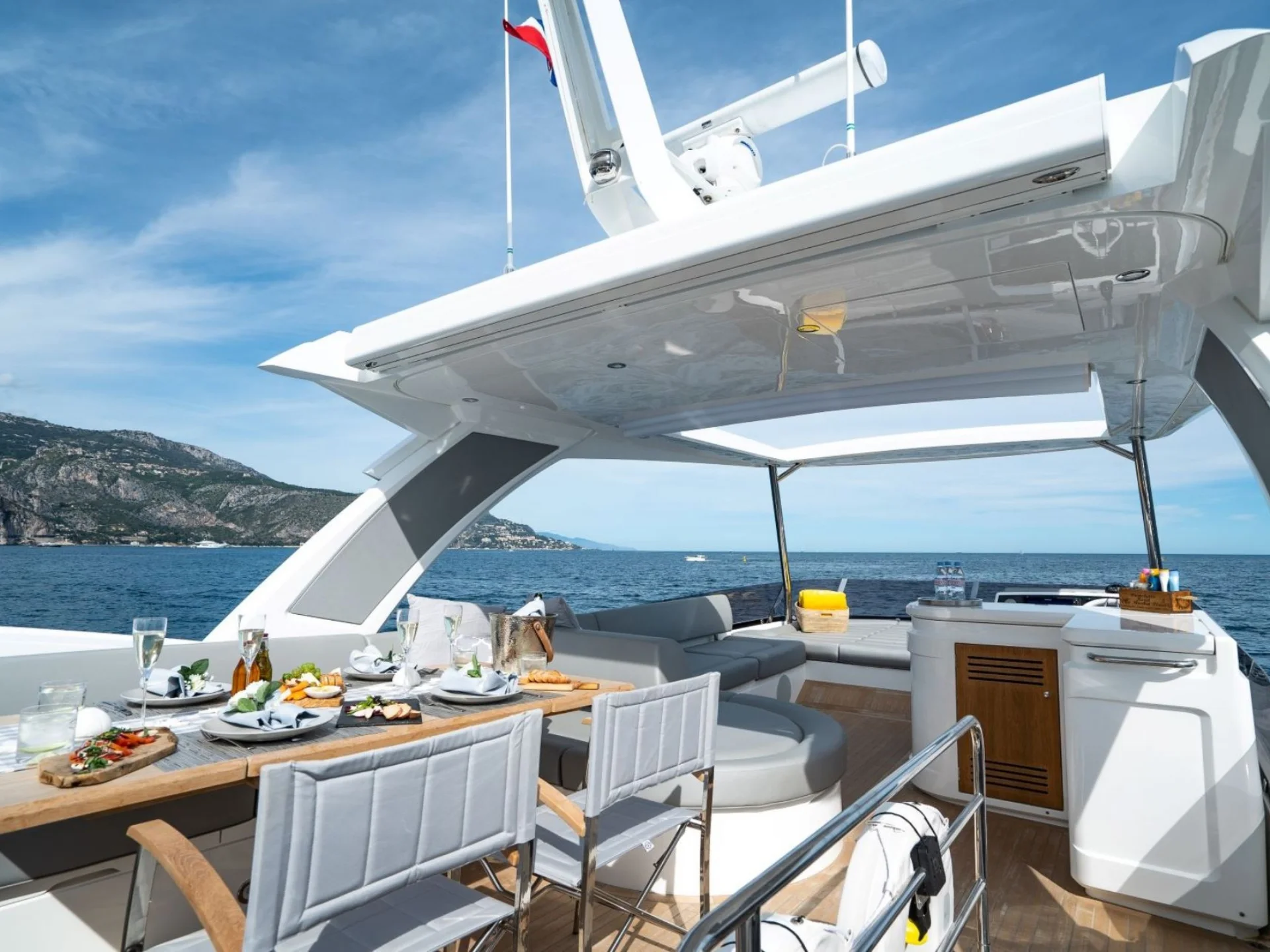 MY Lanonno | Sunseeker Manhattan 66 - Sunseeker