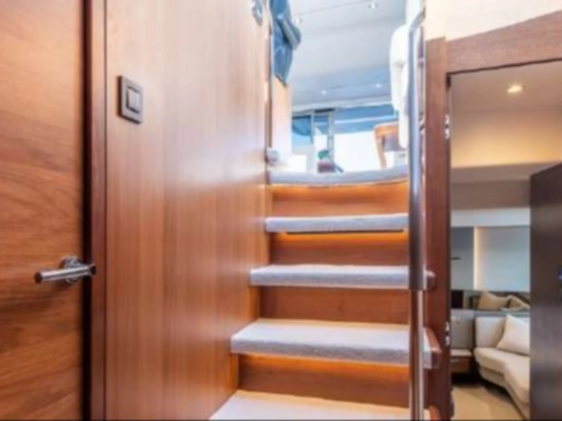 MISS DEMEANOR | Princess S62 - Princess