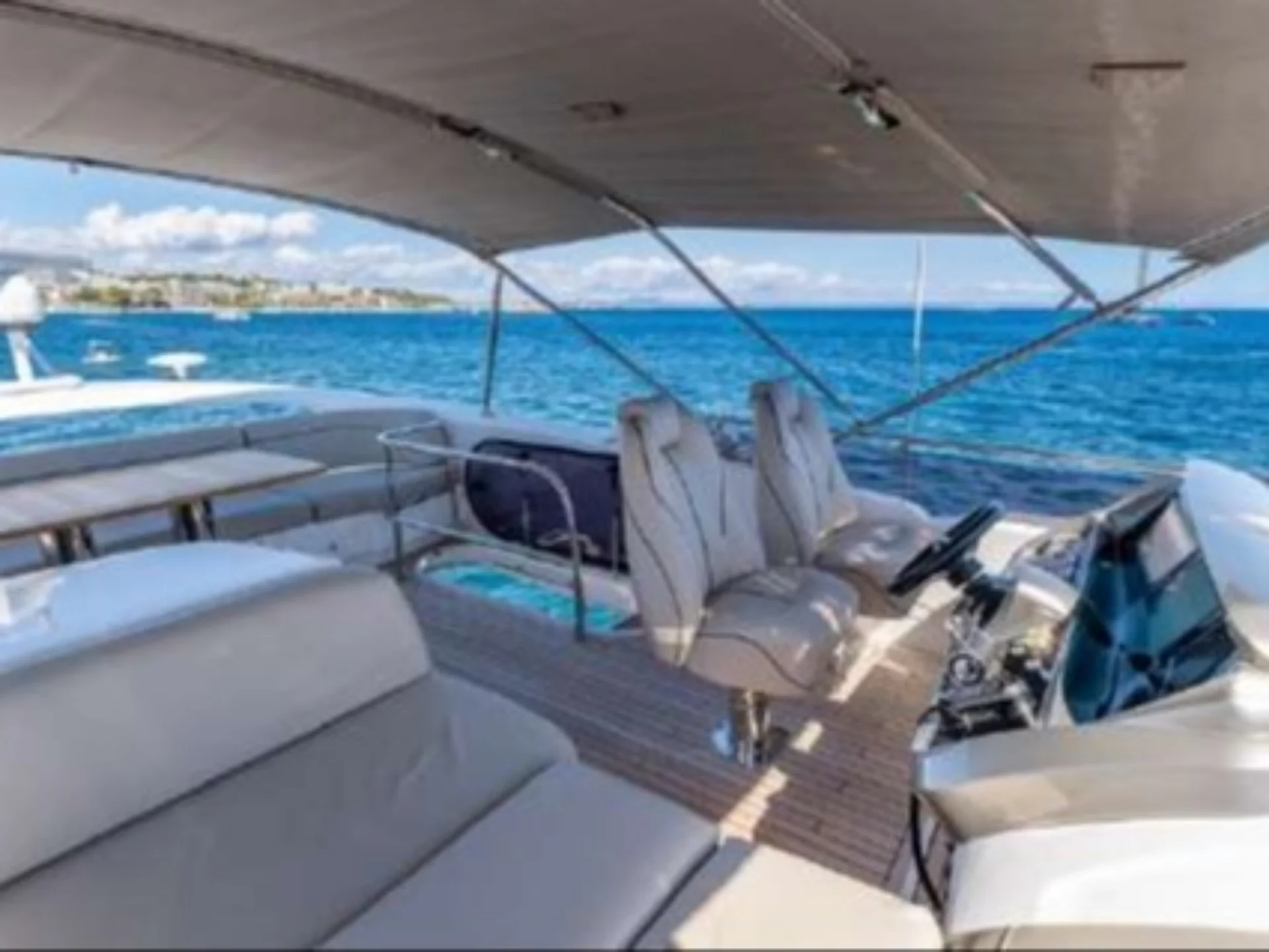 MISS DEMEANOR | Princess S62 - Princess