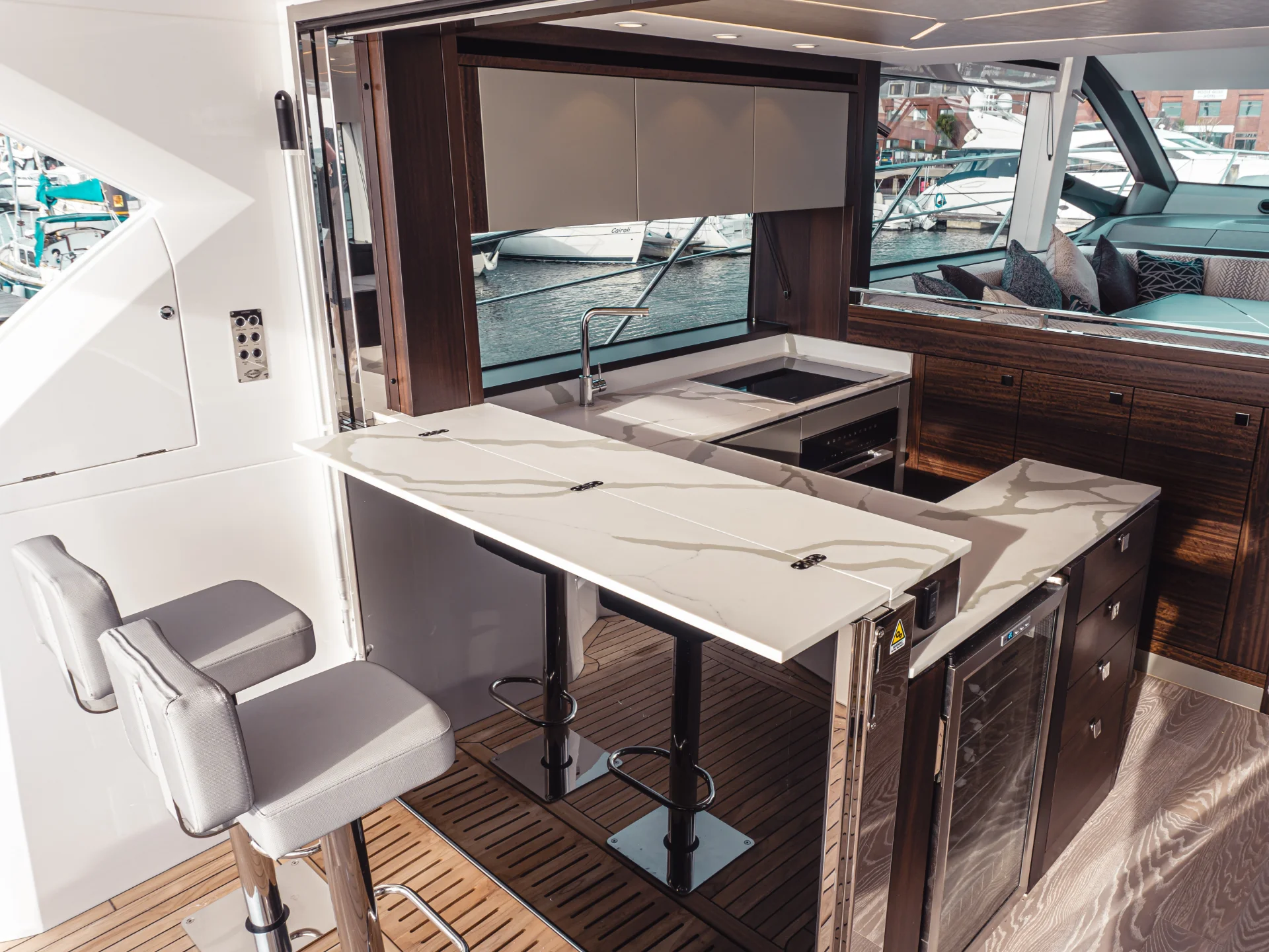 PERFECTION STILL | Sunseeker Manhattan 55 - Sunseeker