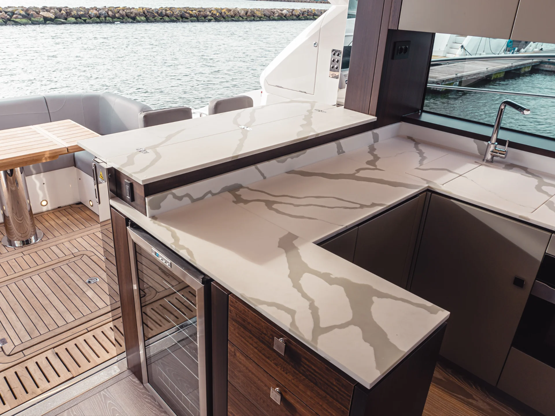 PERFECTION STILL | Sunseeker Manhattan 55 - Sunseeker
