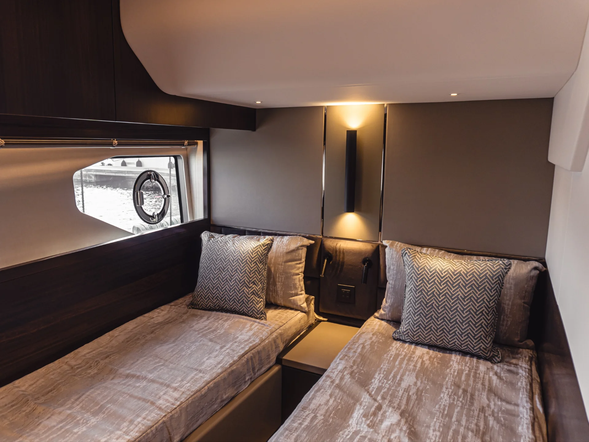 PERFECTION STILL | Sunseeker Manhattan 55 - Sunseeker