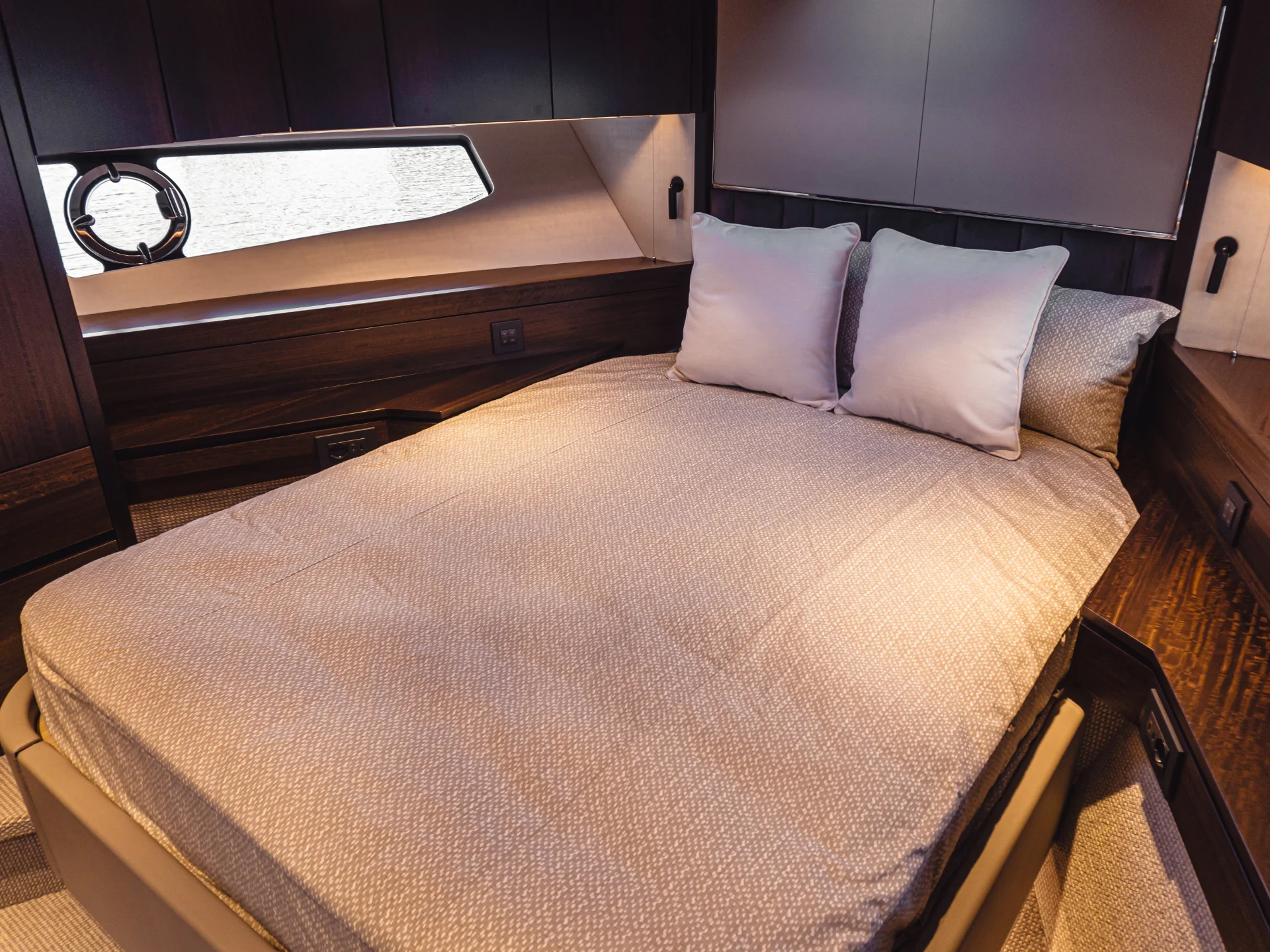 PERFECTION STILL | Sunseeker Manhattan 55 - Sunseeker