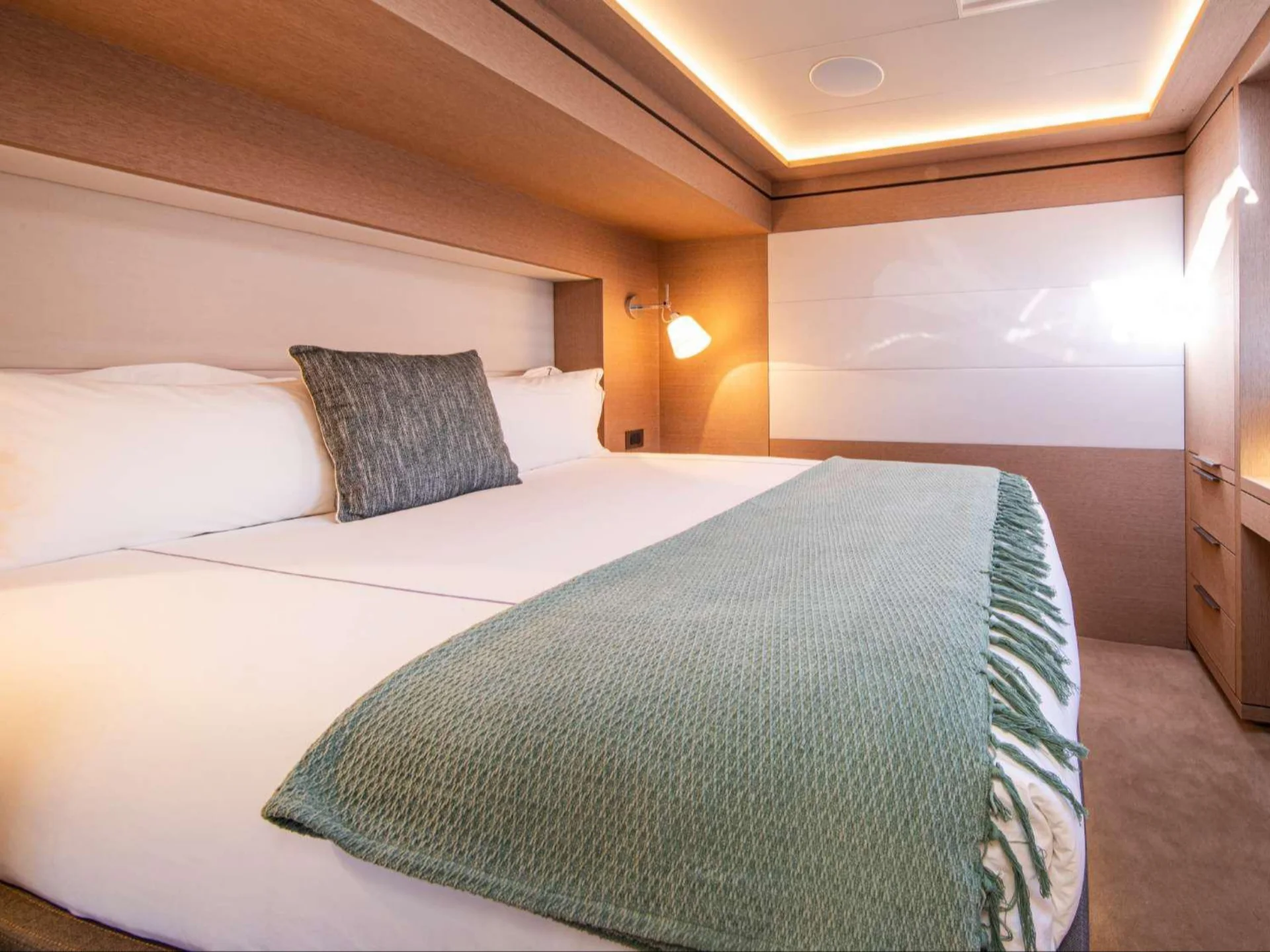 SASTA | Lagoon 78 - Lagoon