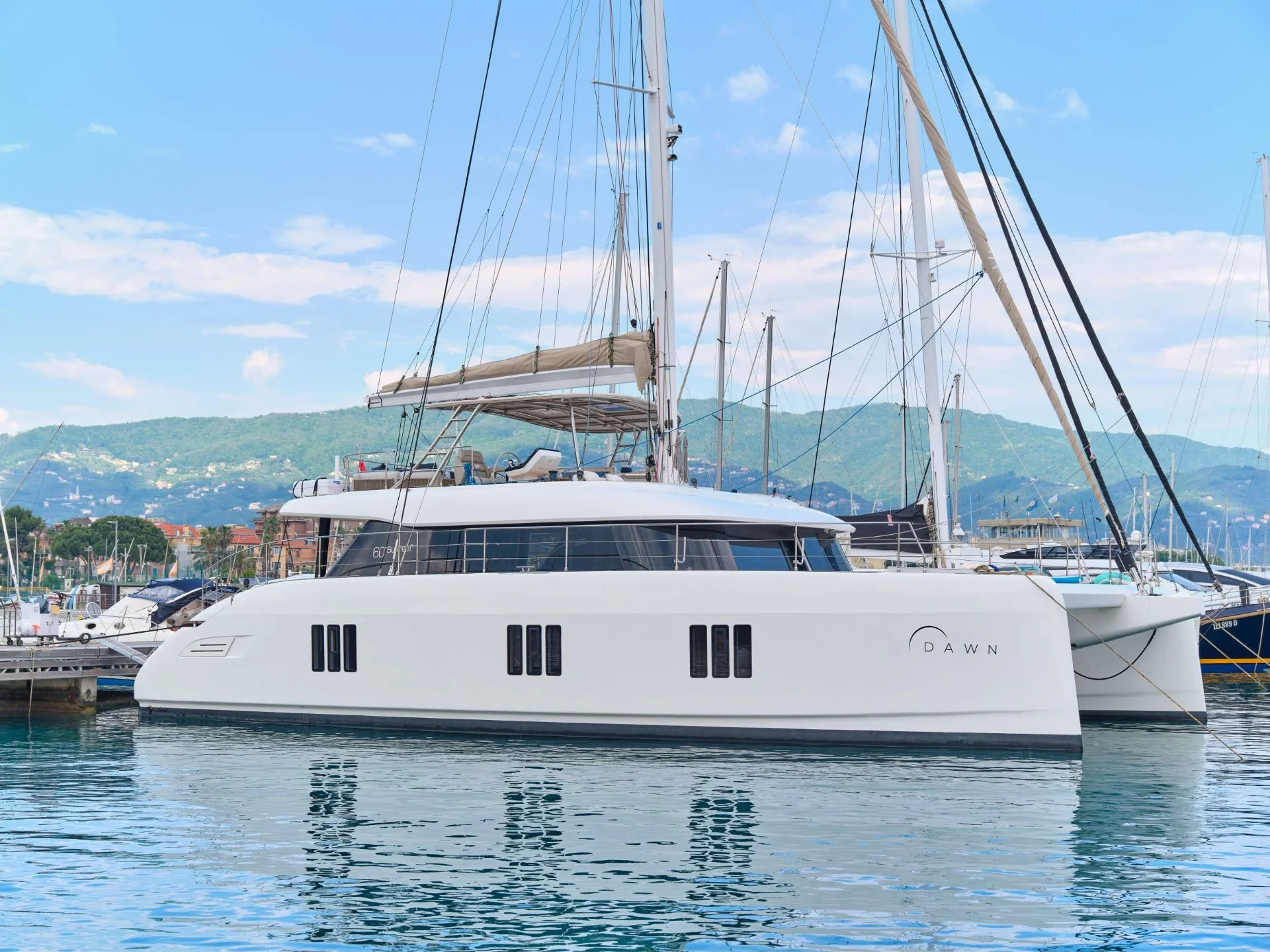 DAWN | Sunreef 60 Sail