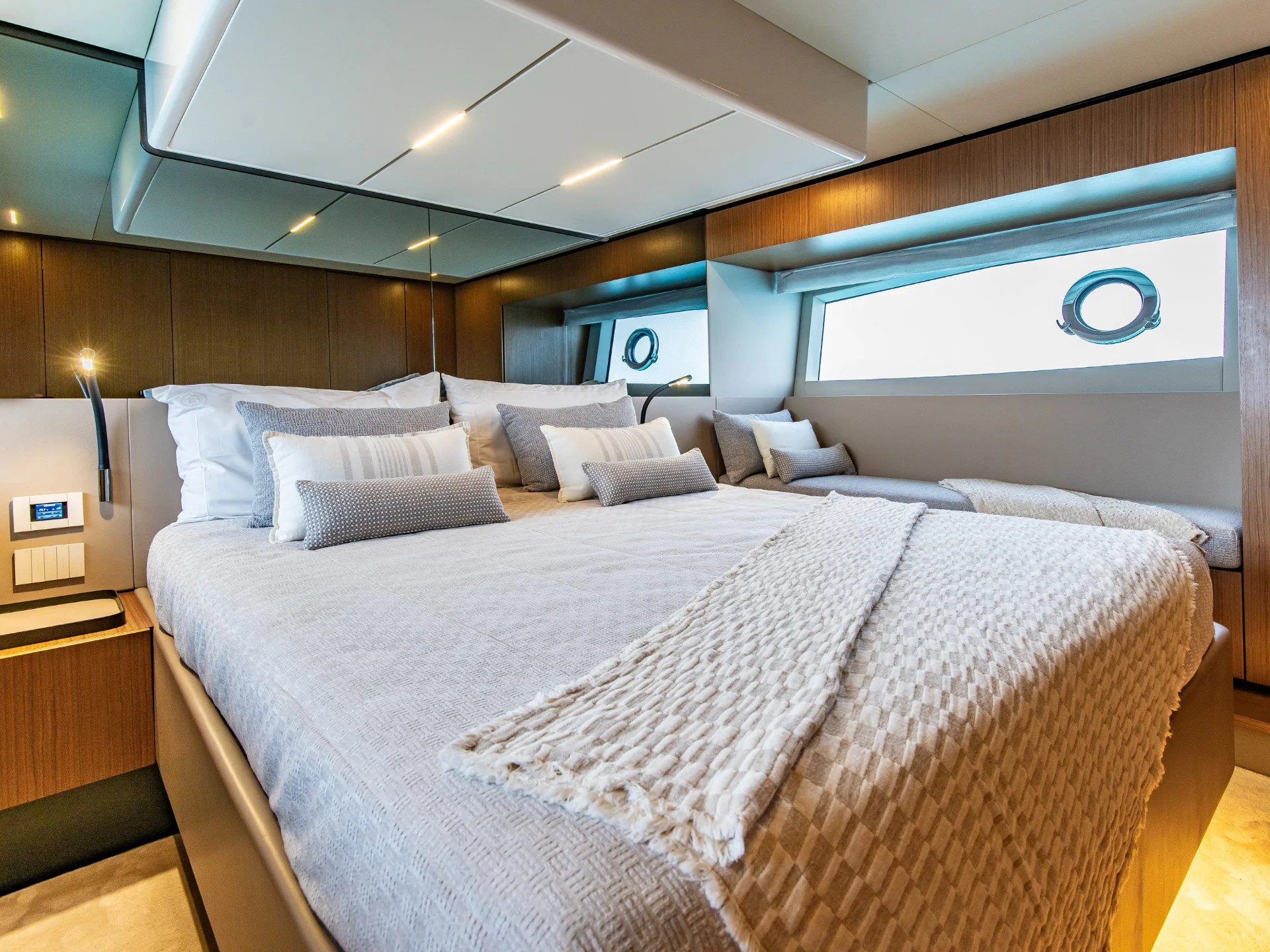 EXPERIENCE | Bluegame BG54 - Bluegame