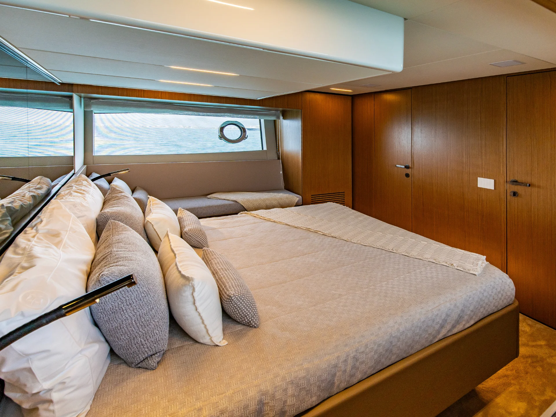 EXPERIENCE | Bluegame BG54 - Bluegame