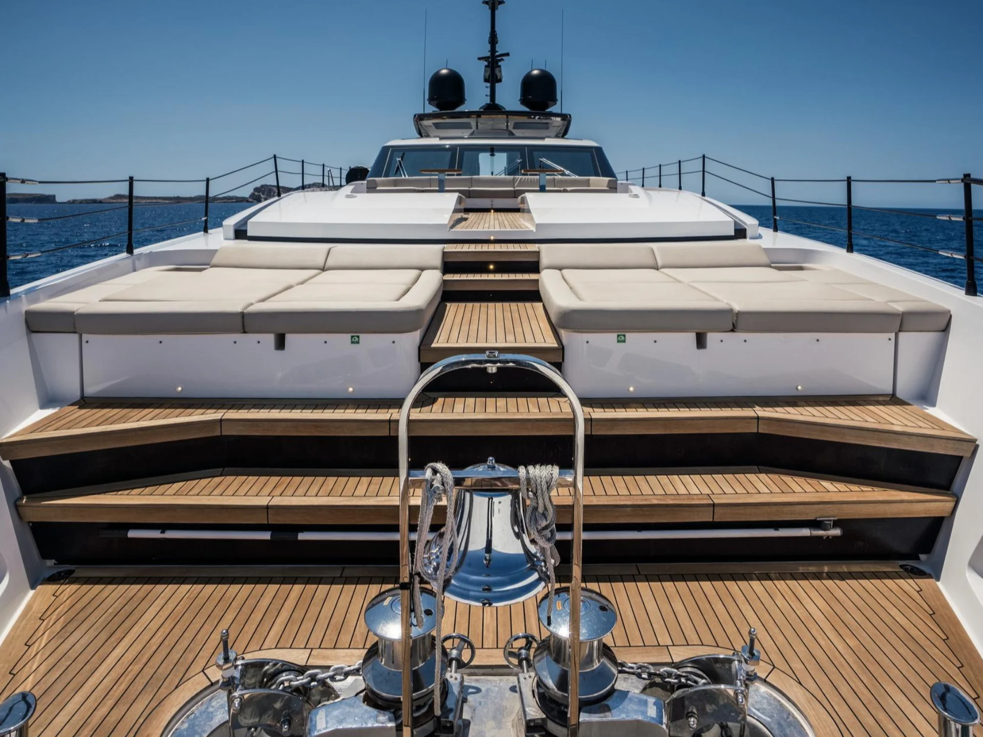 ALVIUM | Ferretti Custom Line 106 - Ferretti
