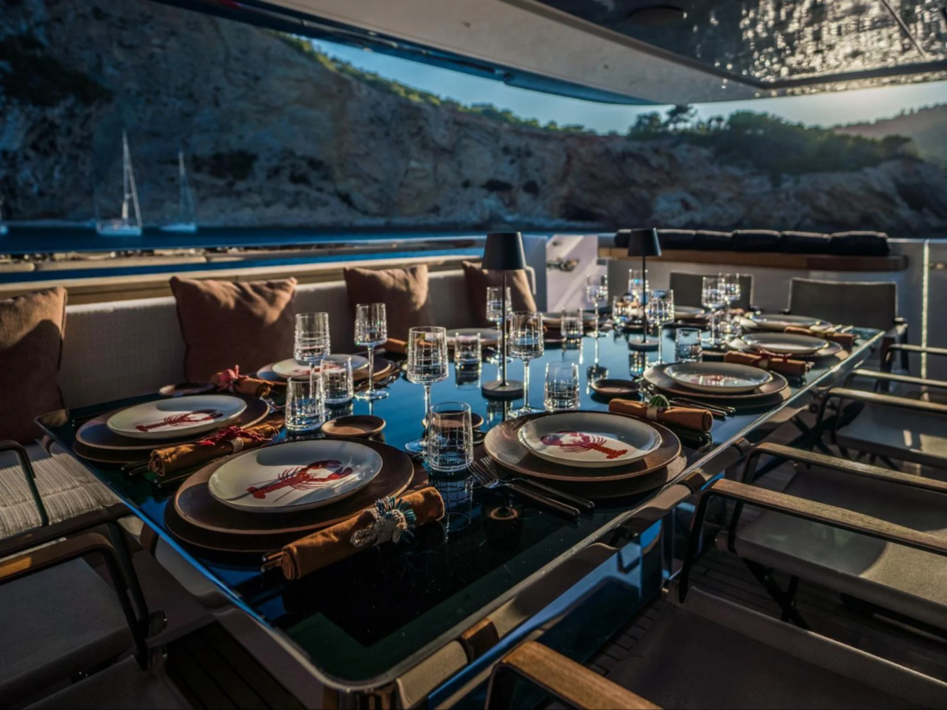 ALVIUM | Ferretti Custom Line 106 - Ferretti