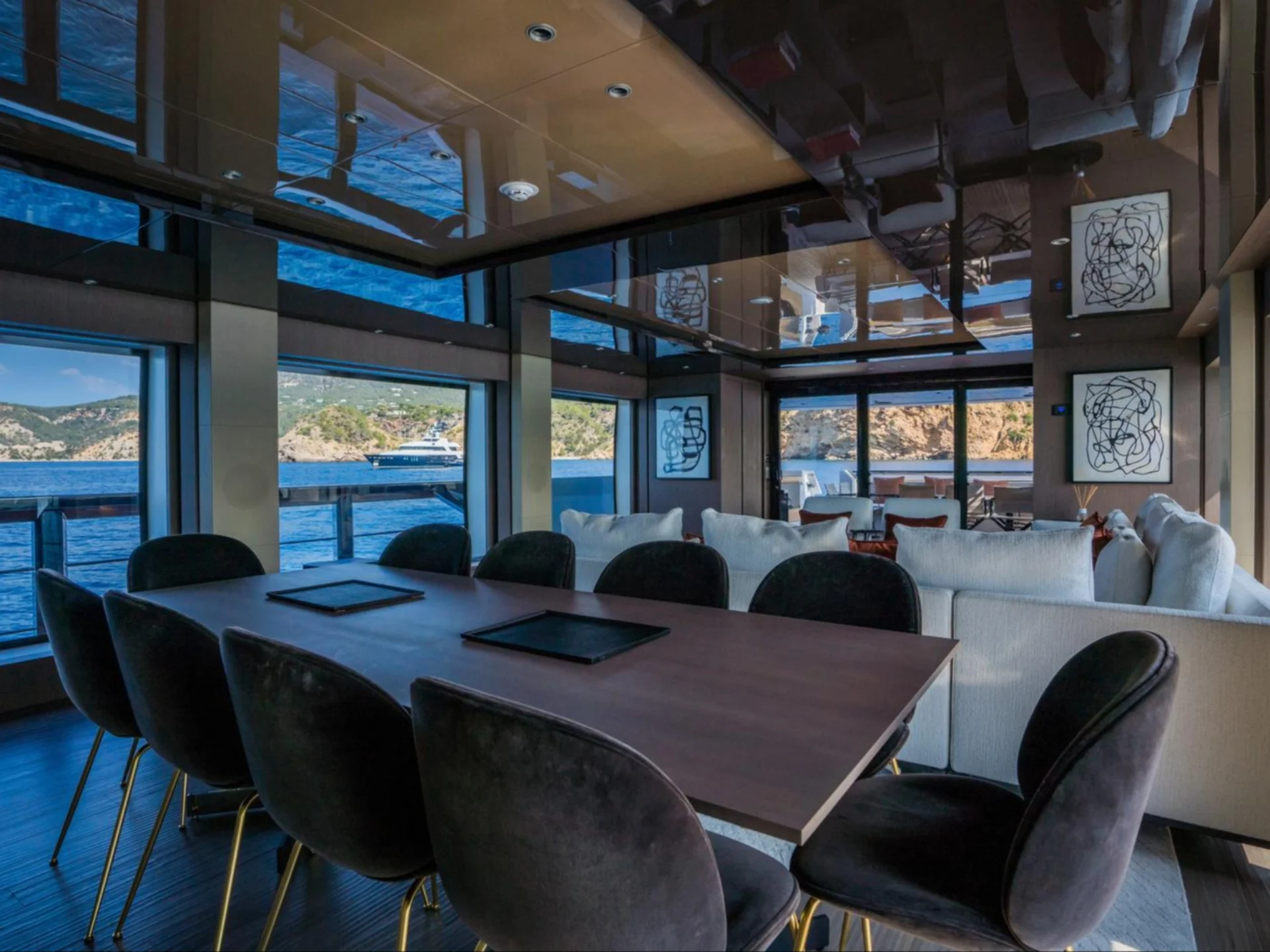 ALVIUM | Ferretti Custom Line 106 - Ferretti