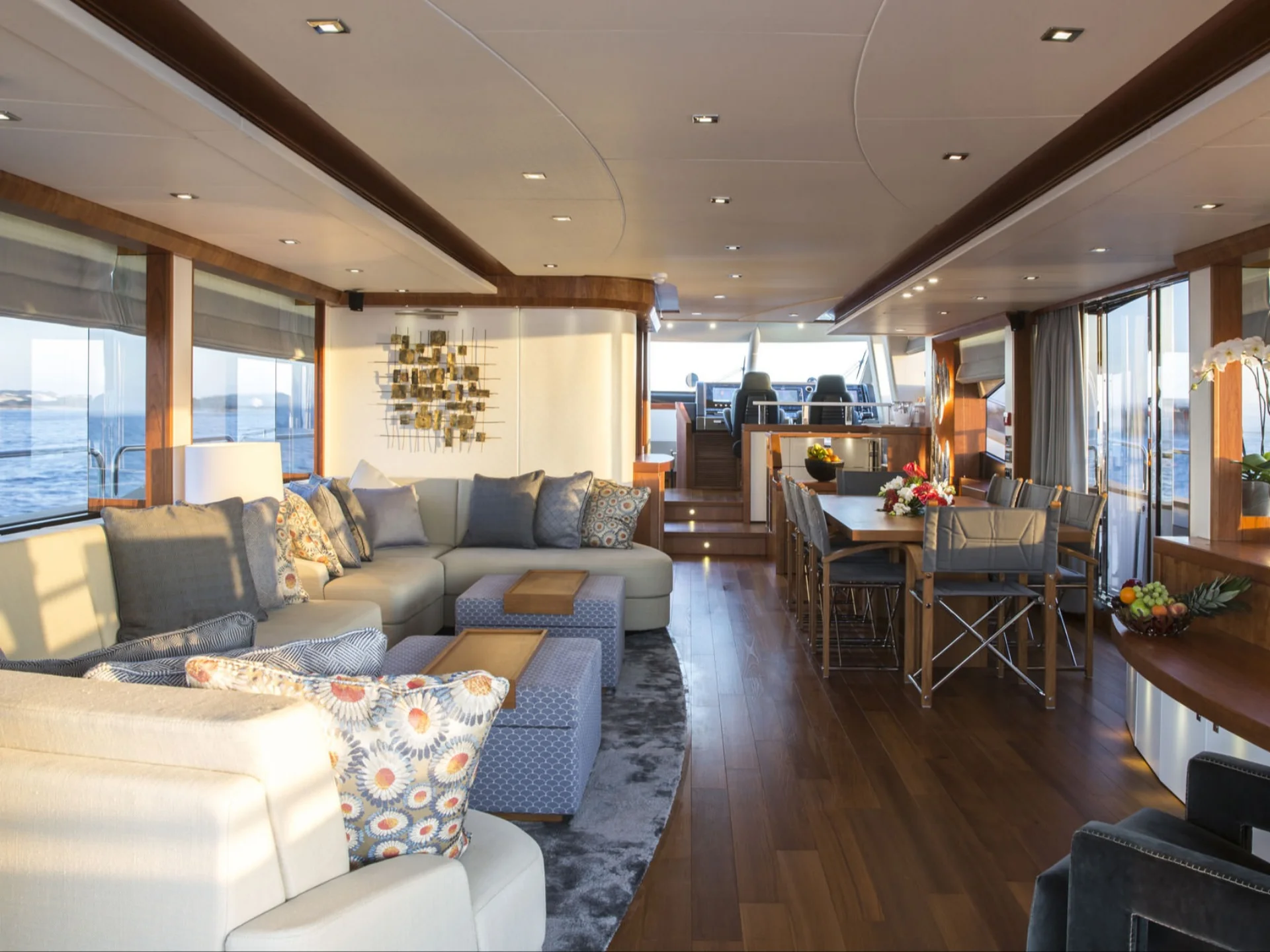 PLAY THE GAME | Sunseeker 28M - Sunseeker