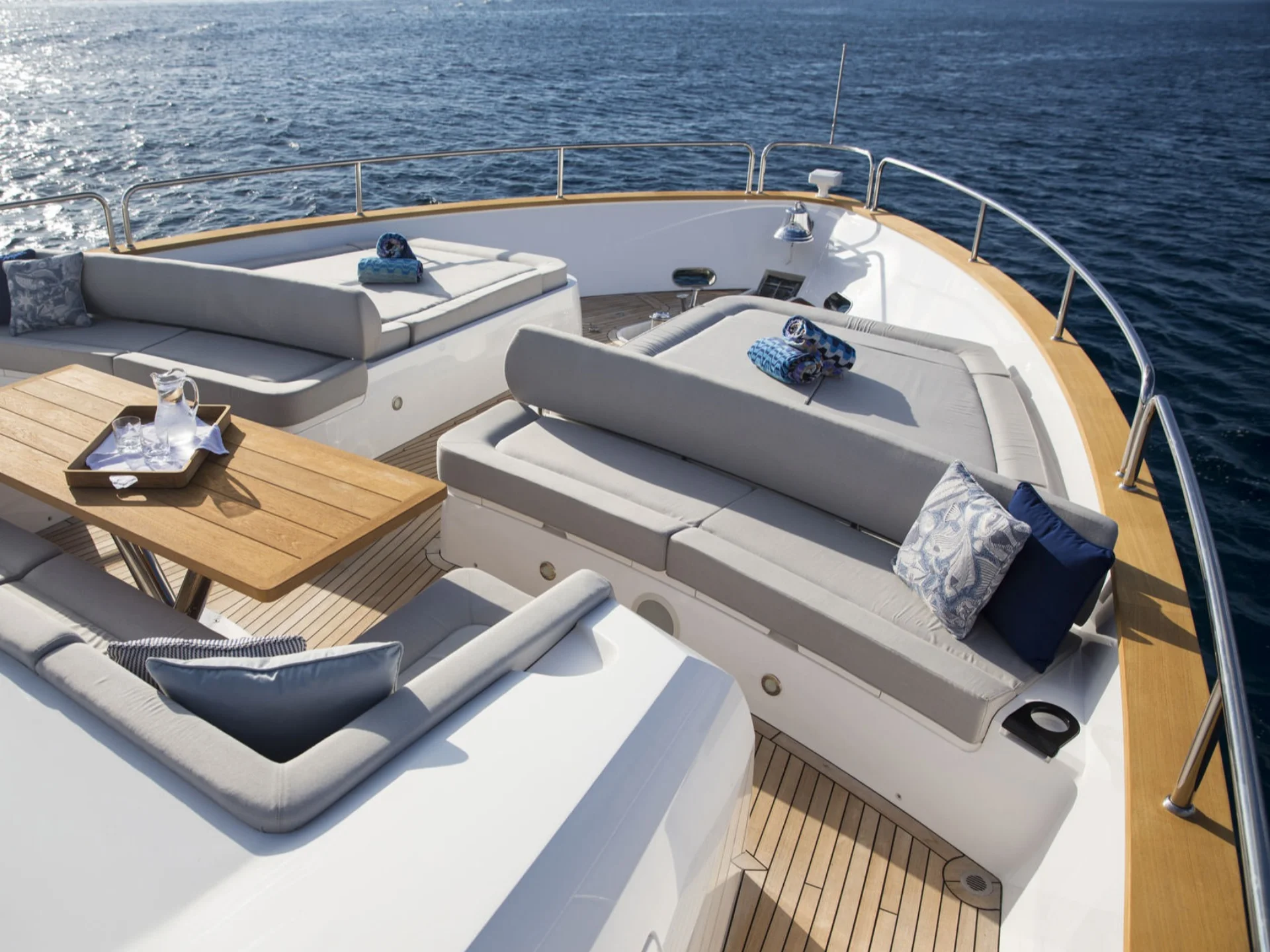 PLAY THE GAME | Sunseeker 28M - Sunseeker