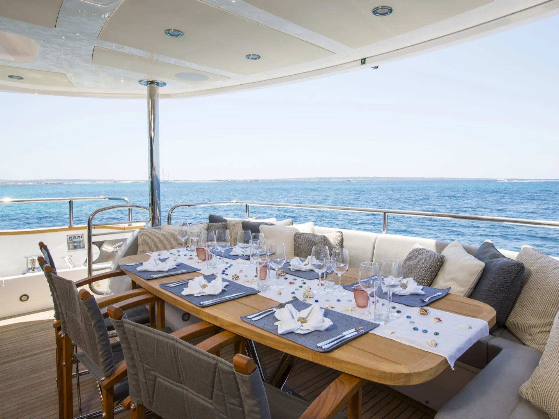 PLAY THE GAME | Sunseeker 28M - Sunseeker