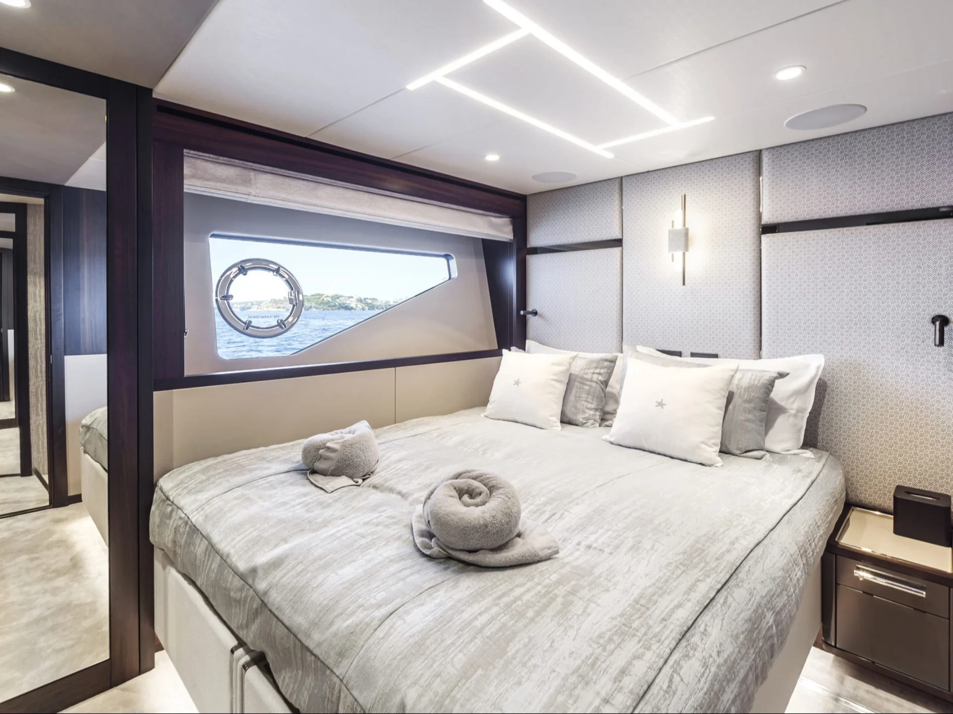 JUNIOR | Sunseeker 88 - Sunseeker