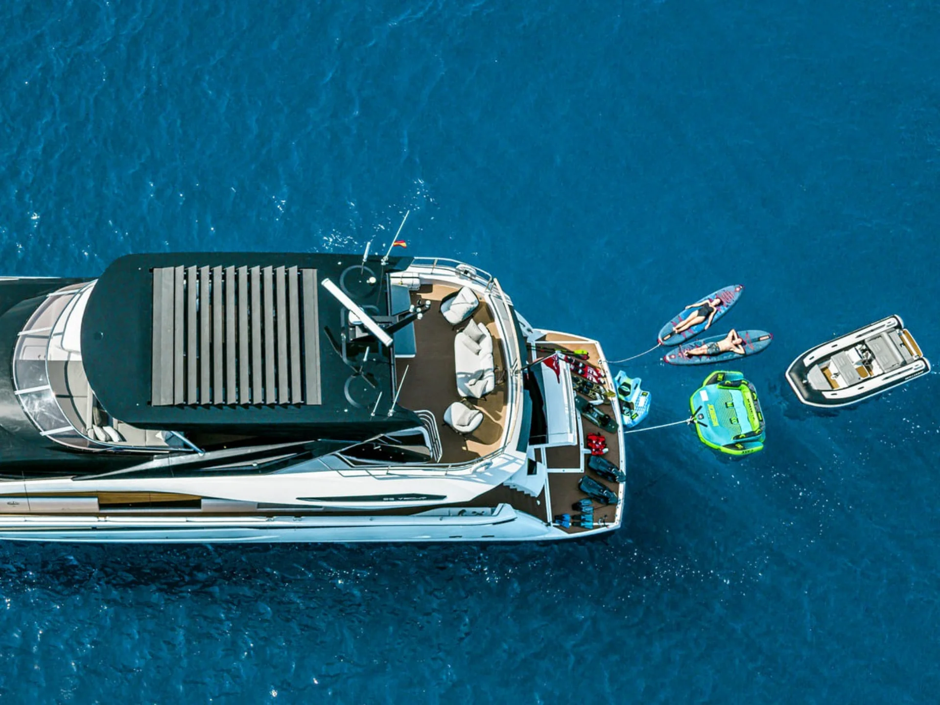 JUNIOR | Sunseeker 88 - Sunseeker