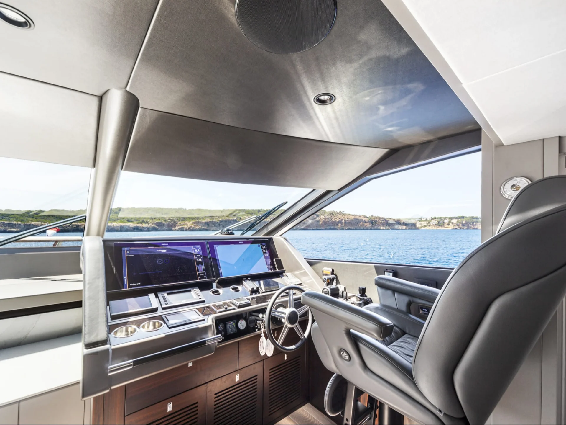 JUNIOR | Sunseeker 88 - Sunseeker