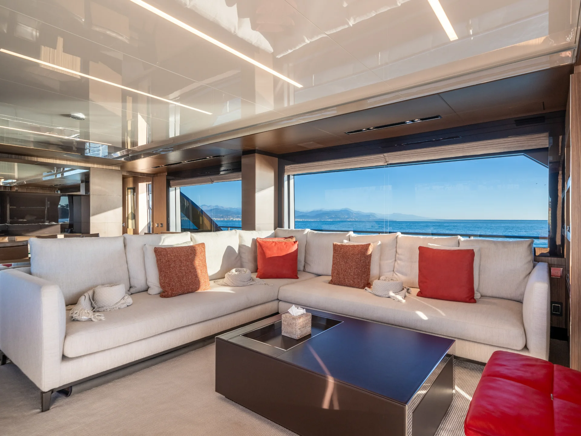 HP6 | Riva 100 Corsaro - Riva