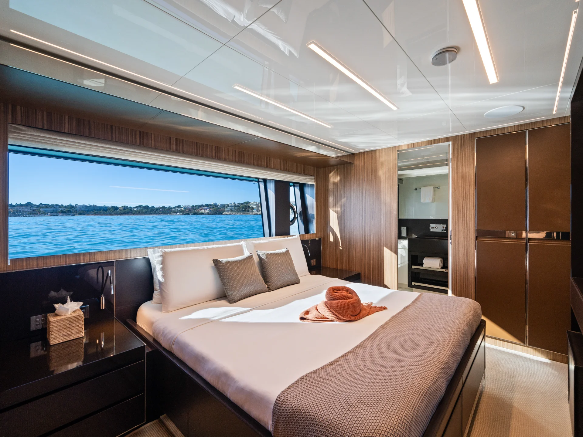 HP6 | Riva 100 Corsaro - Riva