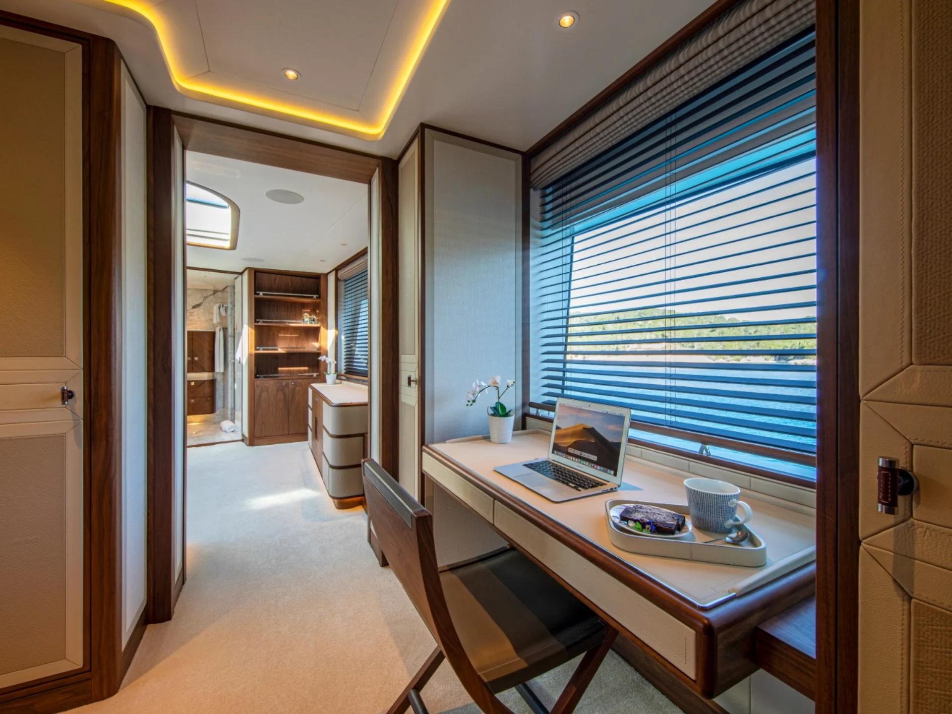 DELTA ONE | Mulder ThirtySix - Mulder