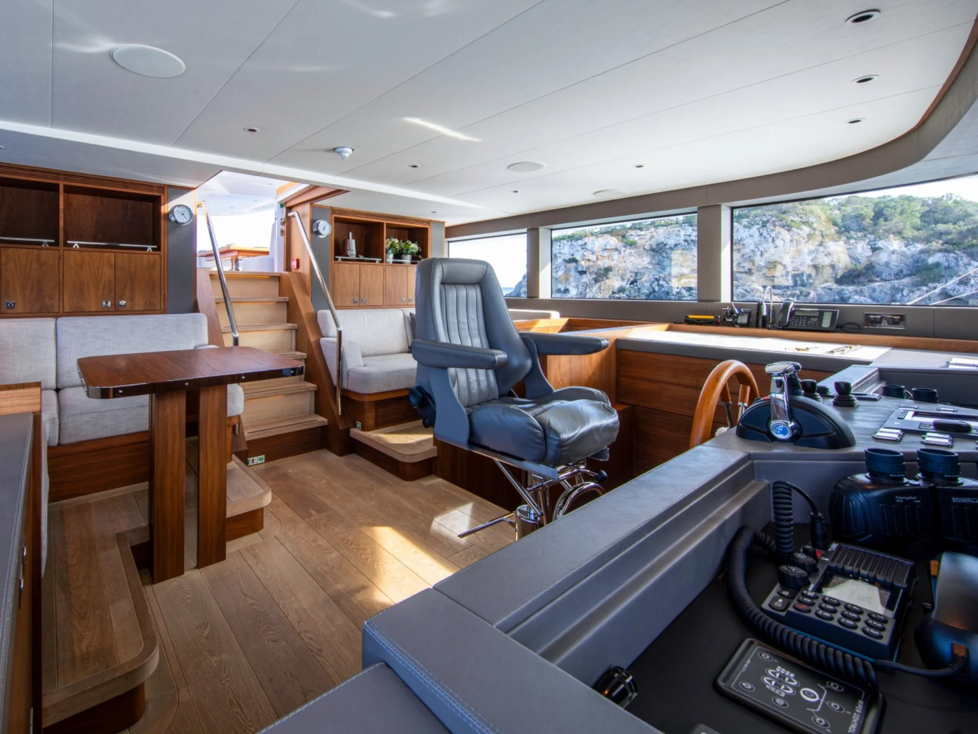 DELTA ONE | Mulder ThirtySix - Mulder