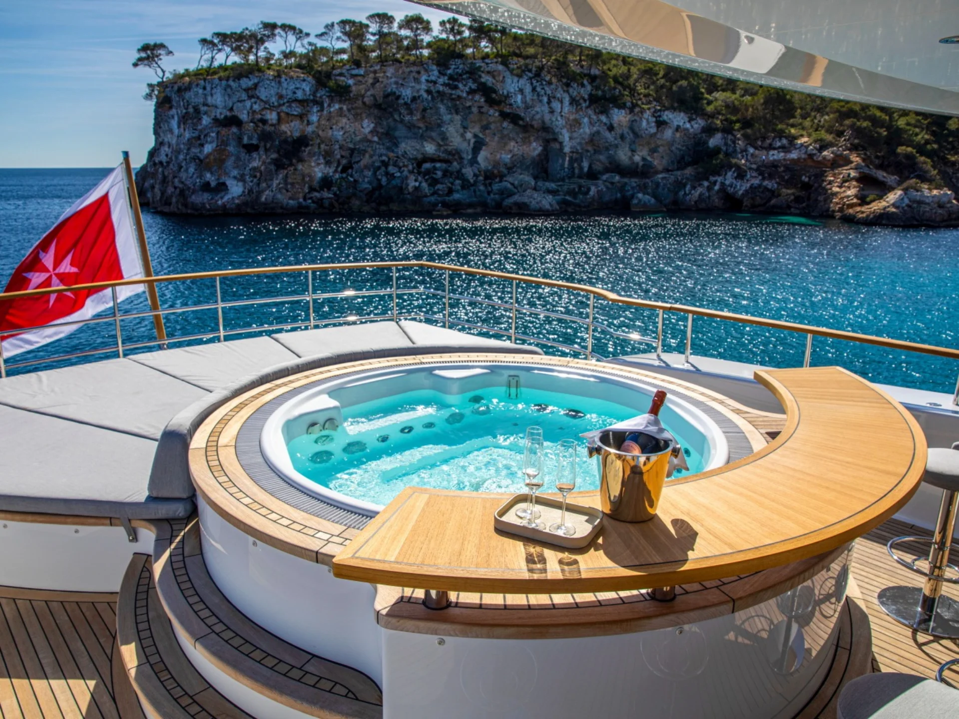 DELTA ONE  |  Mulder ThirtySix - Mulder