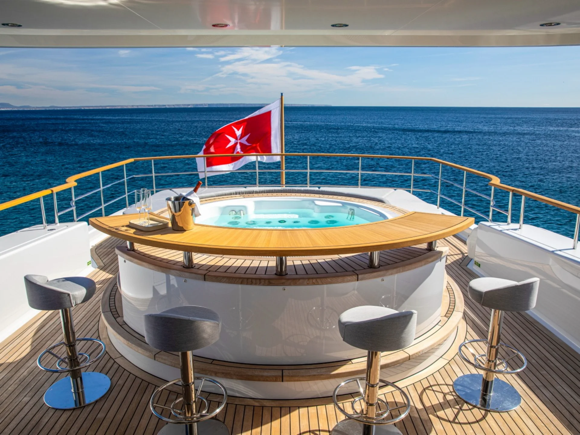 DELTA ONE | Mulder ThirtySix - Mulder