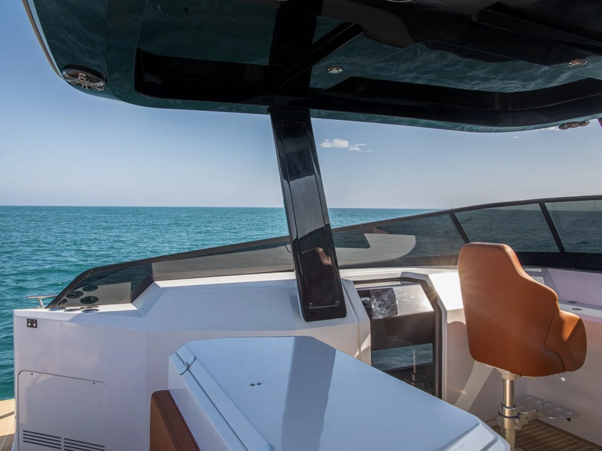 HOUSE OF HÜTTER DR. NO  |  Hütter GT - Other