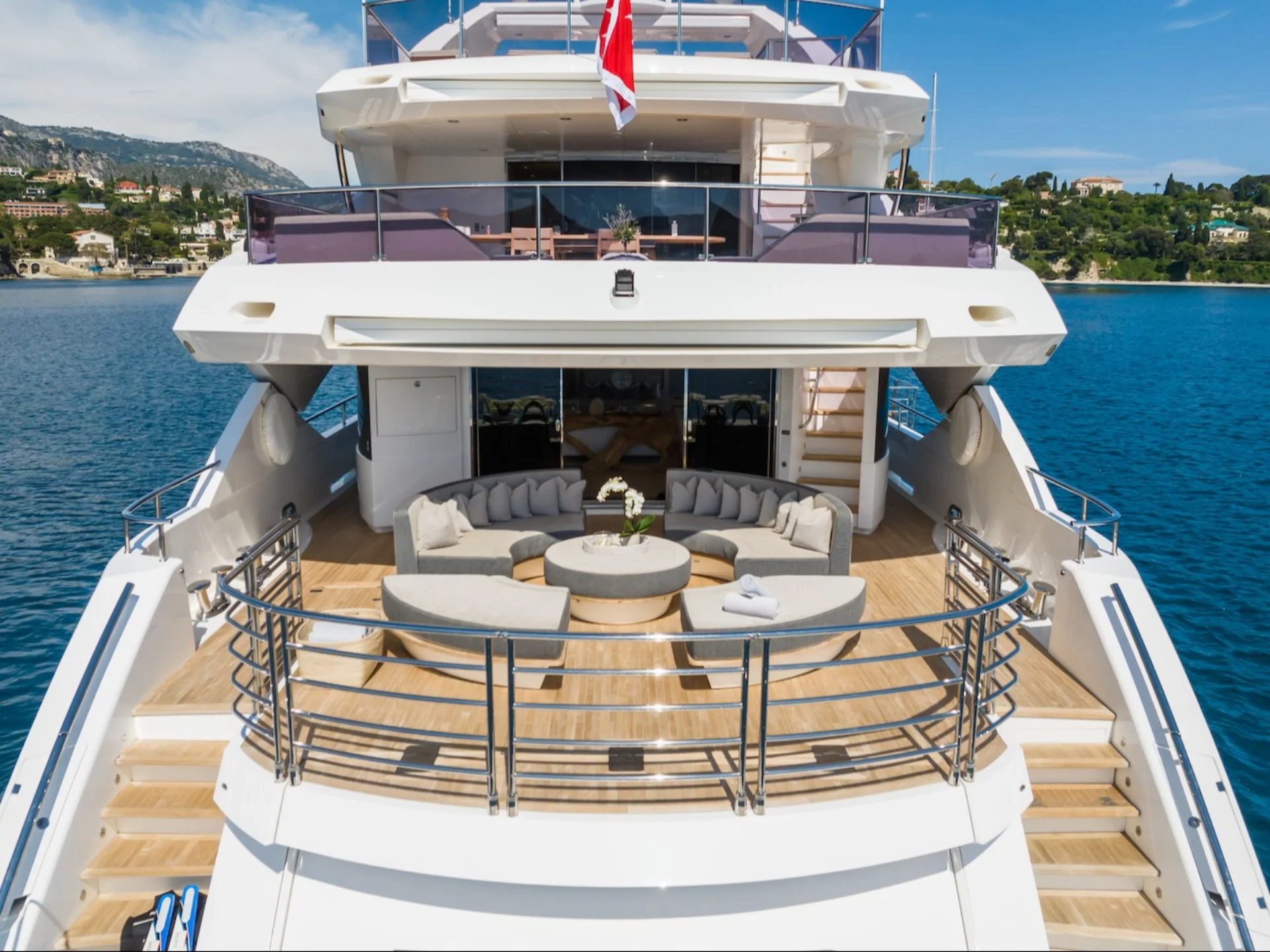 THUMPER | Sunseeker 40M - Sunseeker