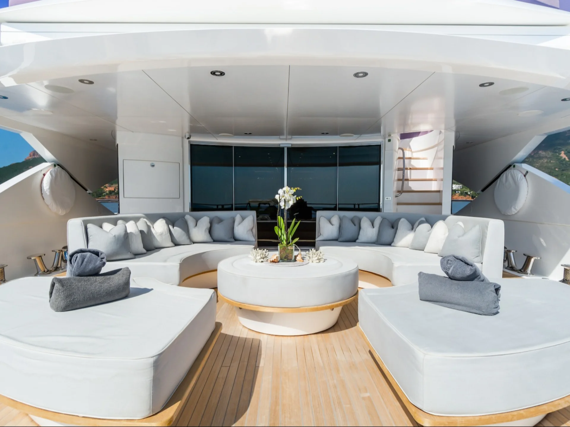 THUMPER | Sunseeker 40M - Sunseeker