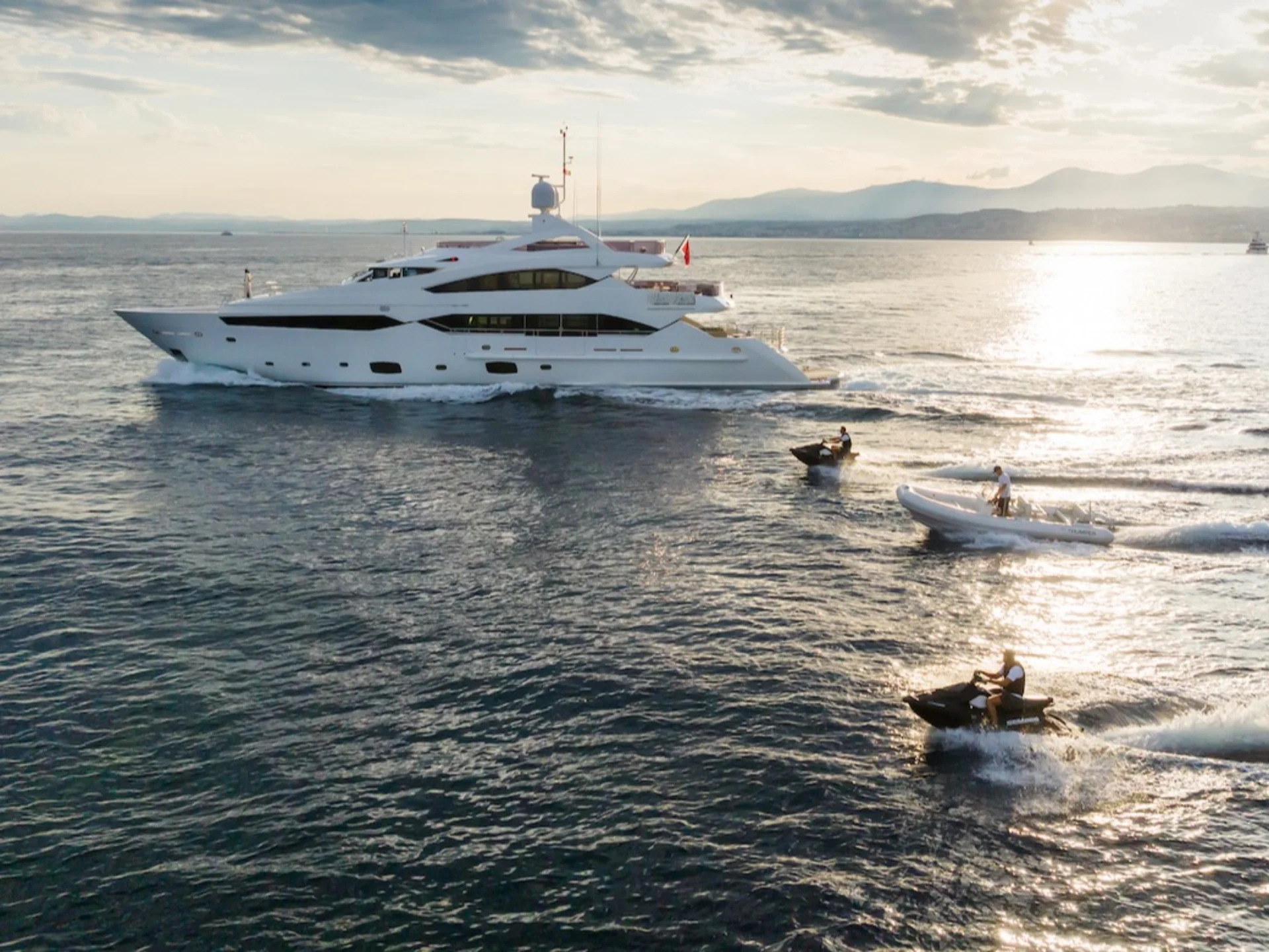 THUMPER | Sunseeker 40M - Sunseeker