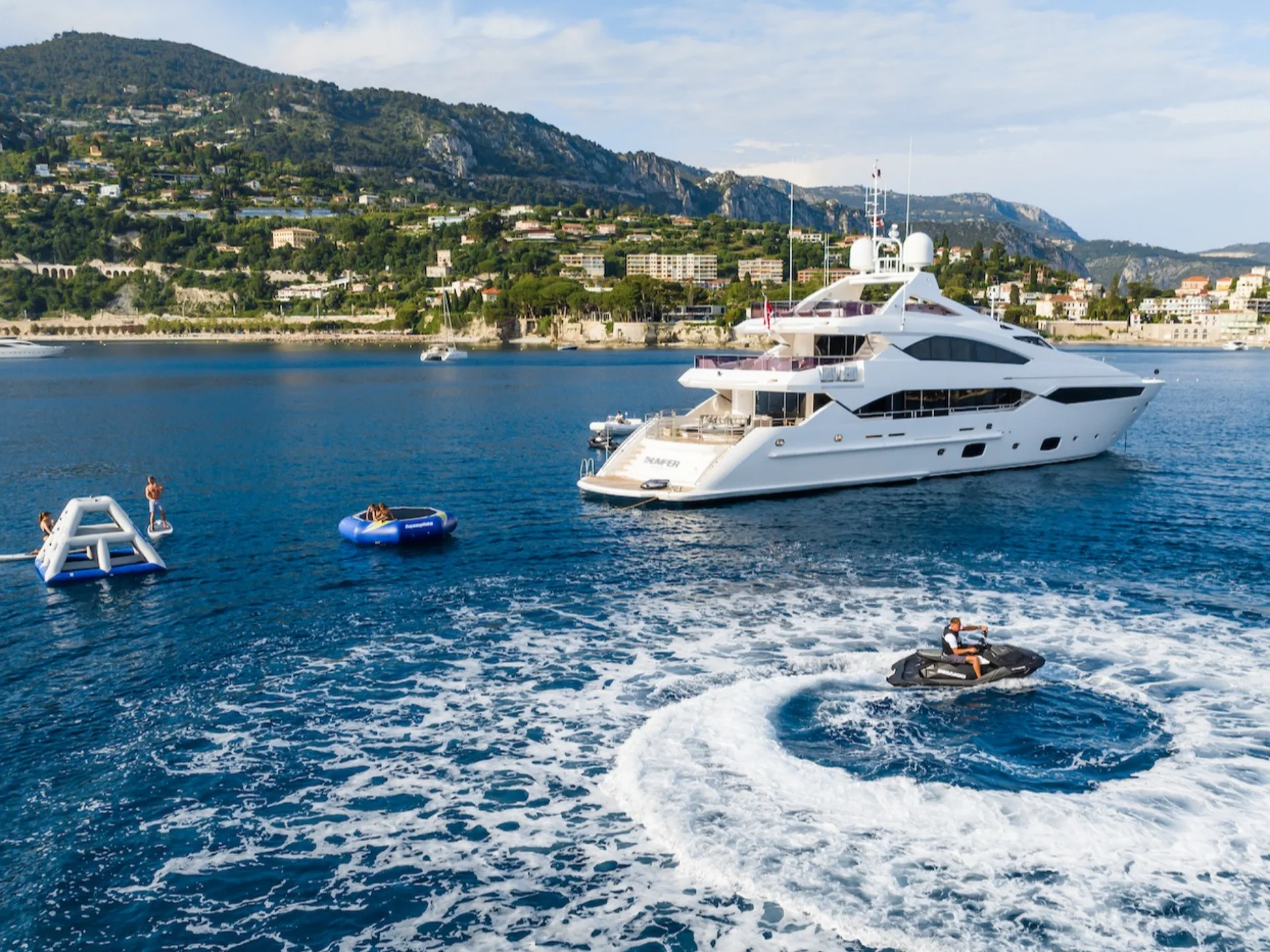 THUMPER | Sunseeker 40M - Sunseeker