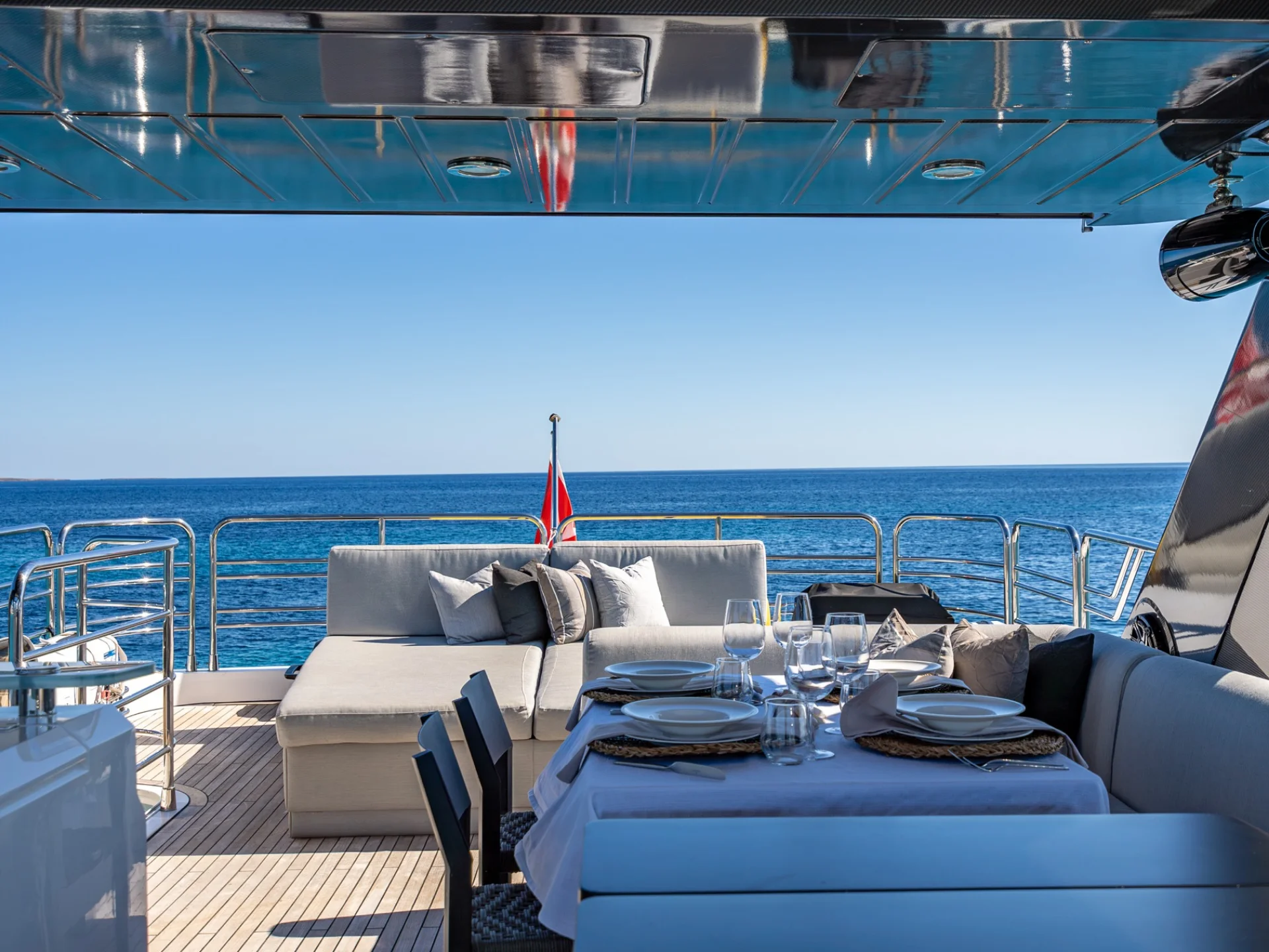 MOZZ II | Sunseeker 27M - Sunseeker