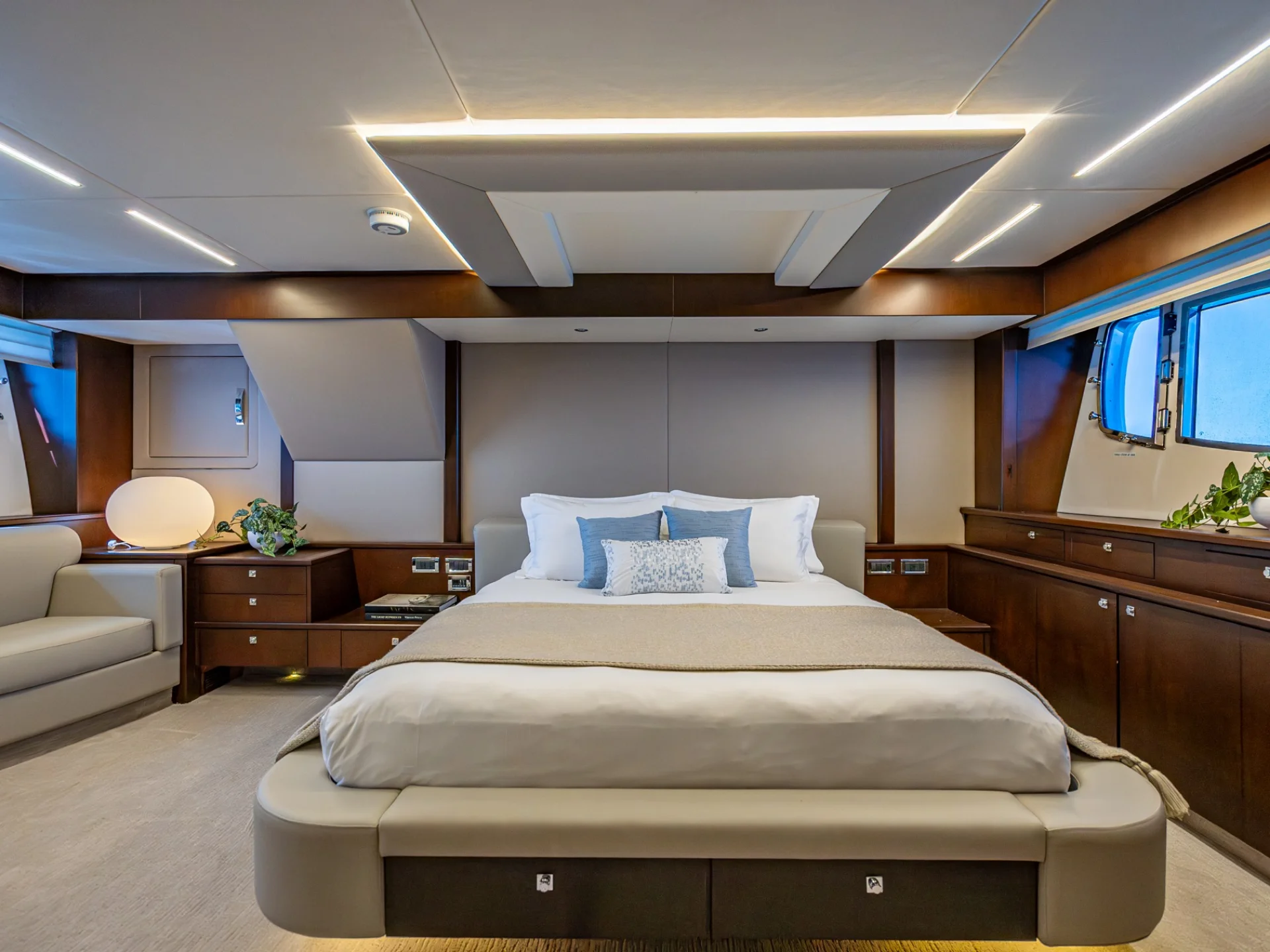 MOZZ II | Sunseeker 27M - Sunseeker