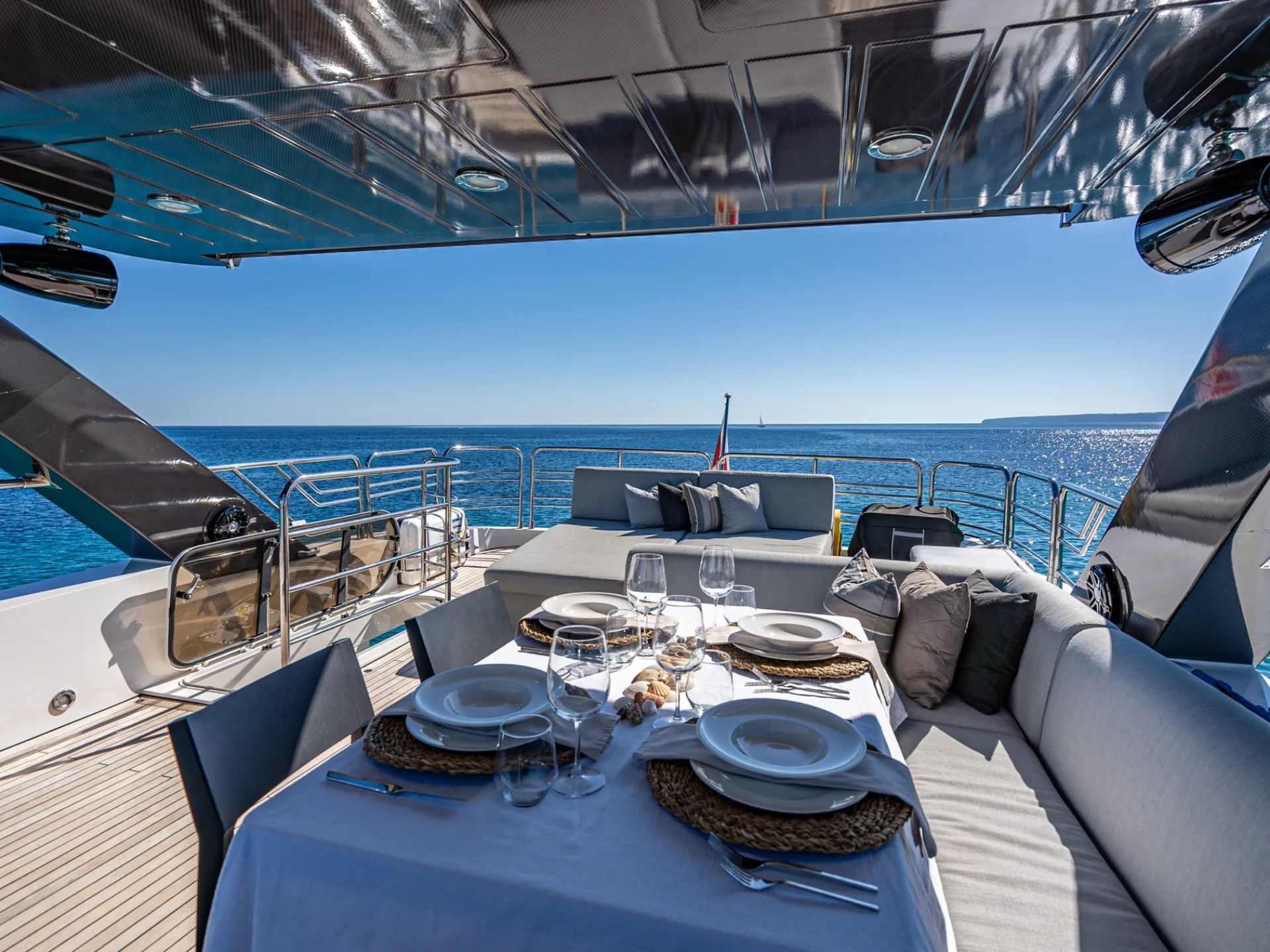 MOZZ II | Sunseeker 27M - Sunseeker