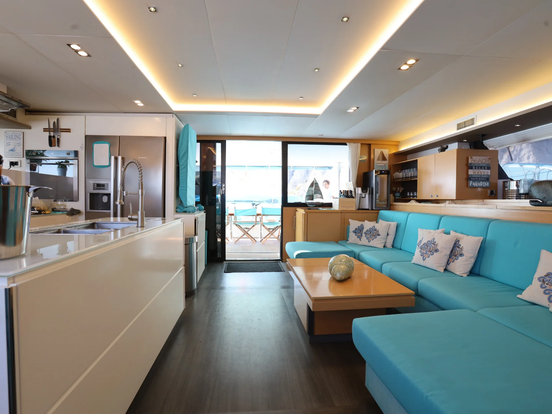 LIR | Fountaine Pajot Victoria 67 - Fountaine Pajot