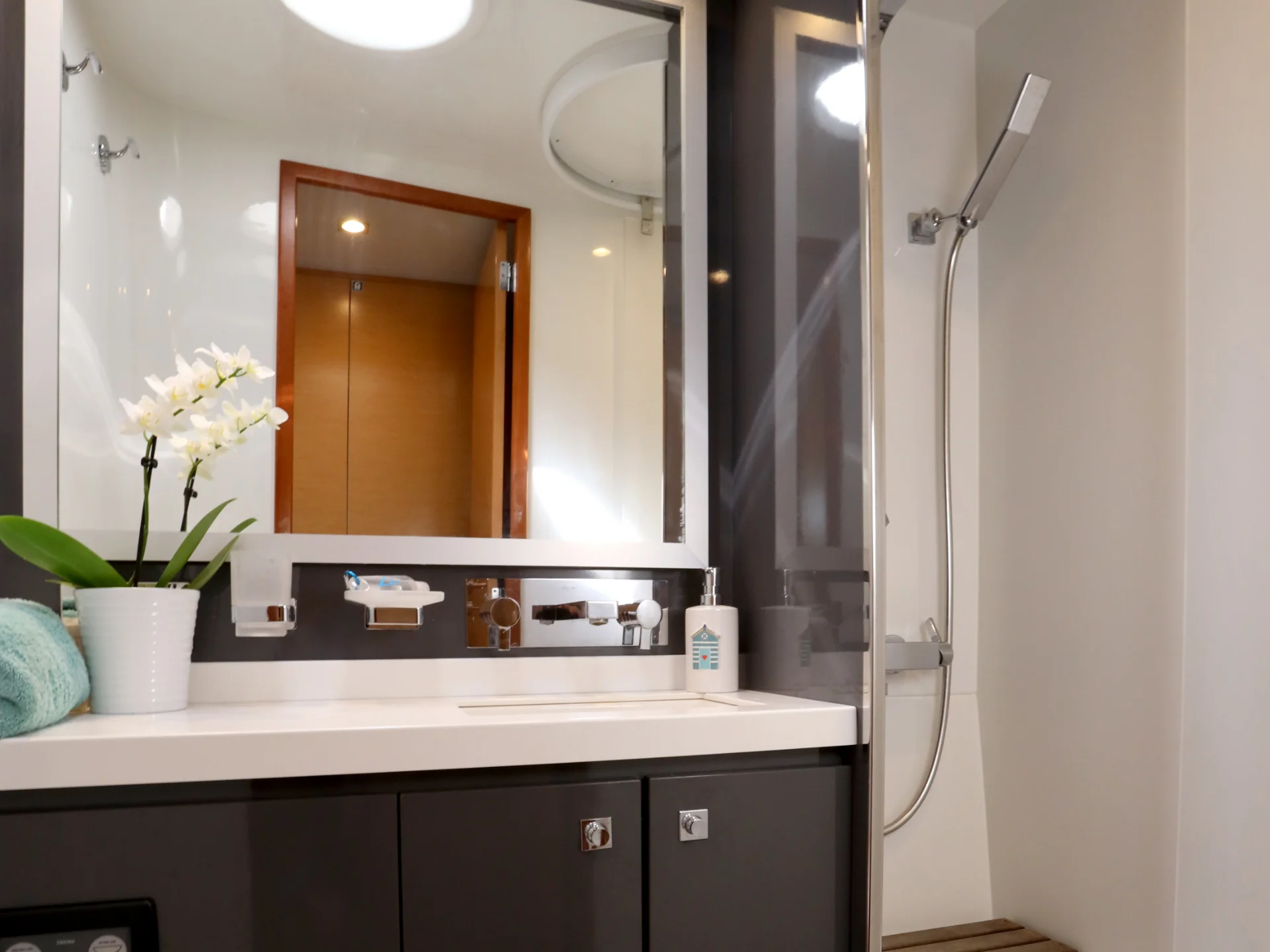 LIR | Fountaine Pajot Victoria 67 - Fountaine Pajot