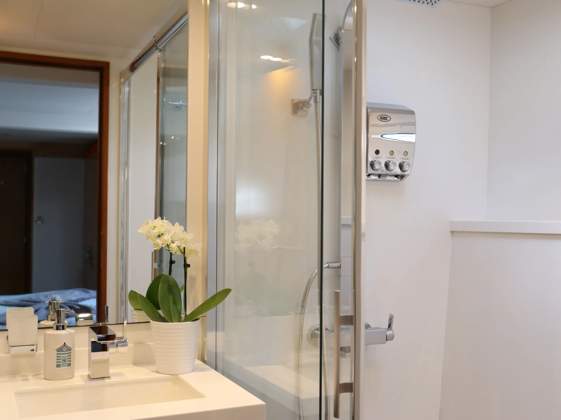 LIR | Fountaine Pajot Victoria 67 - Fountaine Pajot