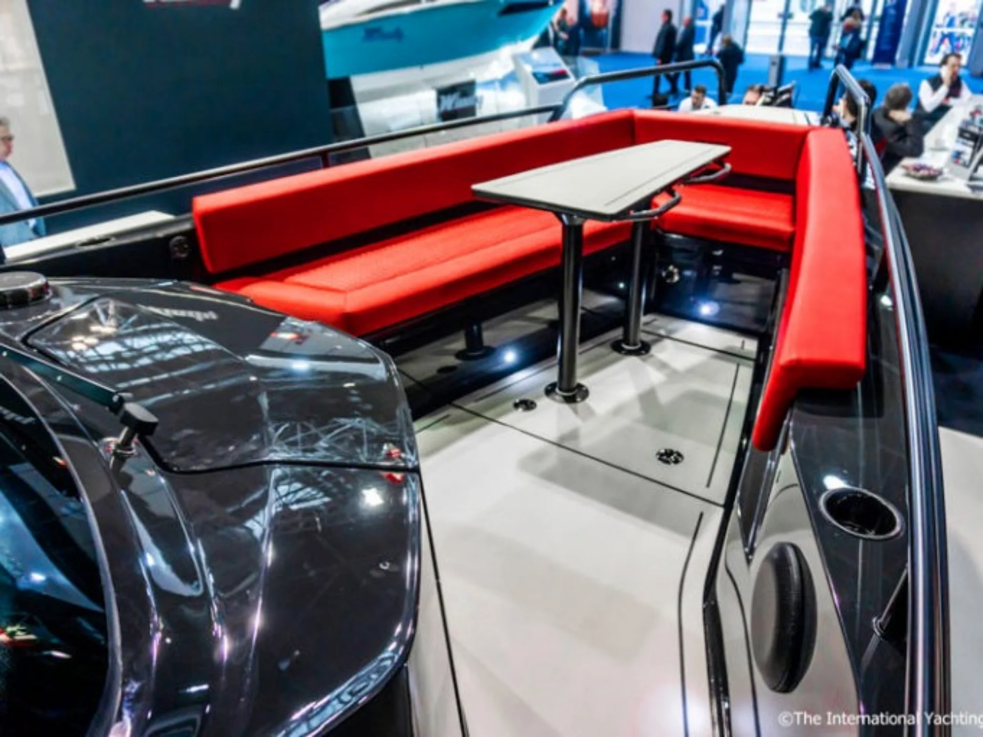 ROCKET | Axopar Brabus Shadow 500 - Axopar