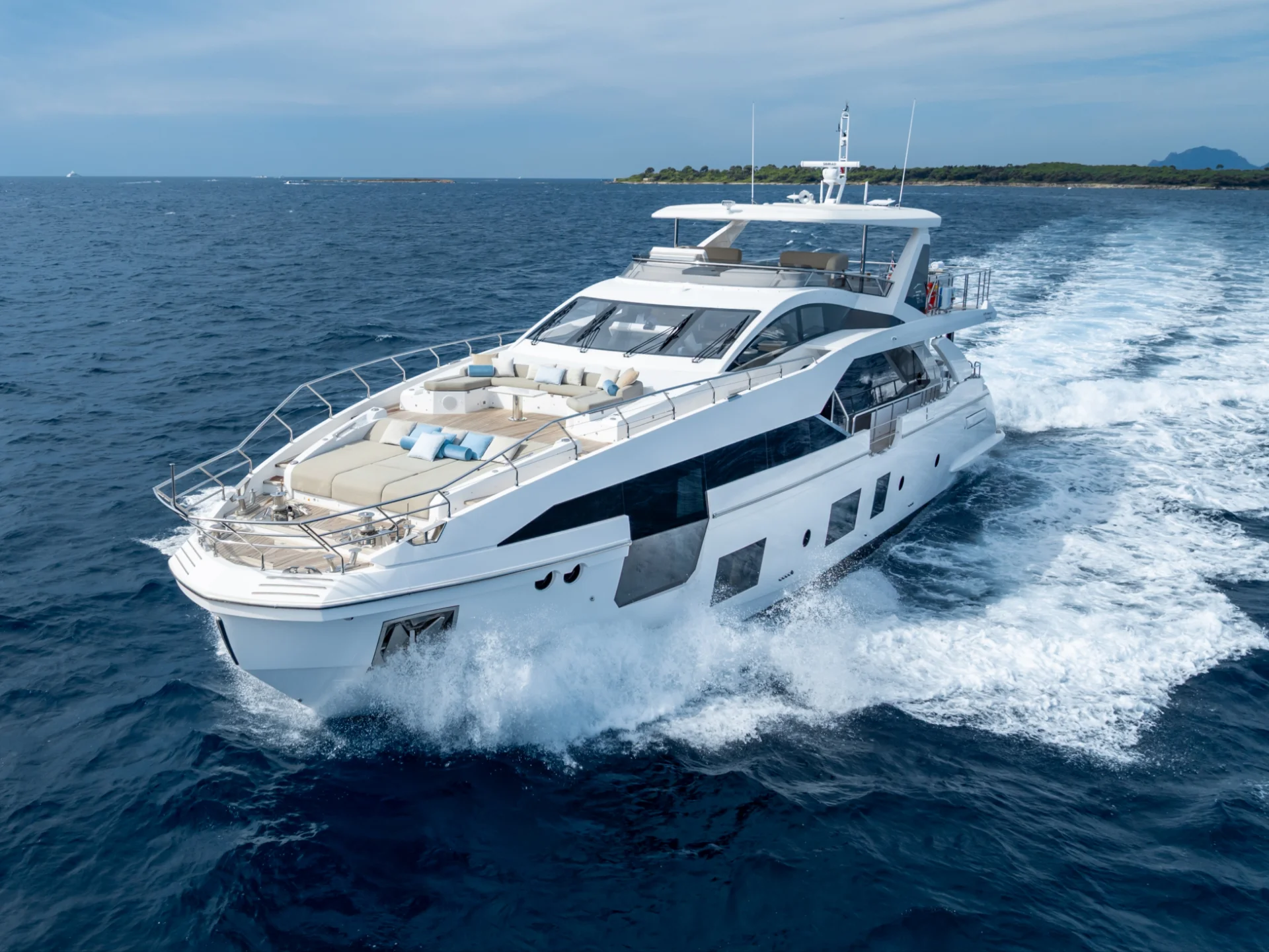 ZOZO | Azimut Grande 27M