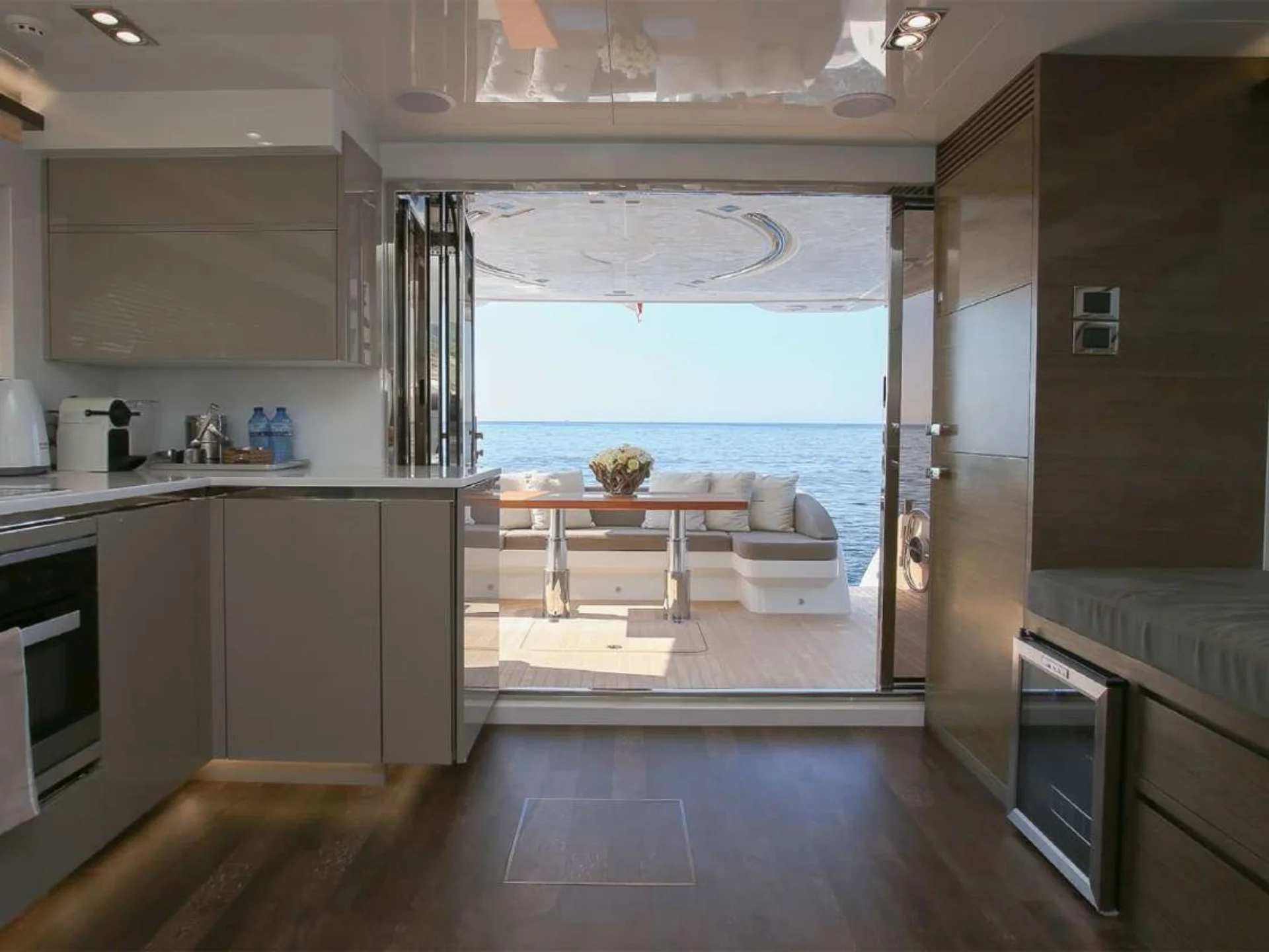 HONEYBEEZ | Pearl 65 - Pearl