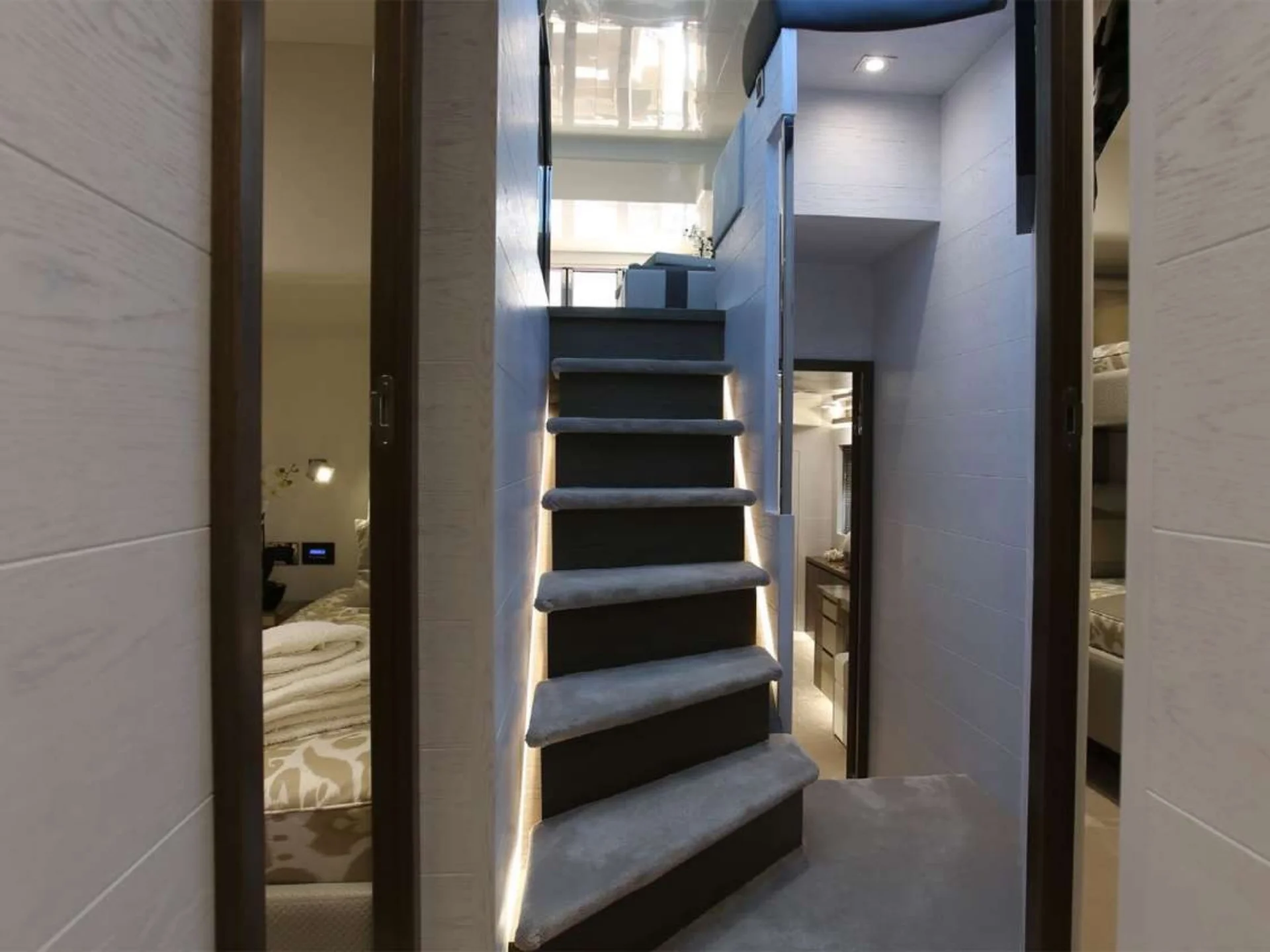 HONEYBEEZ | Pearl 65 - Pearl